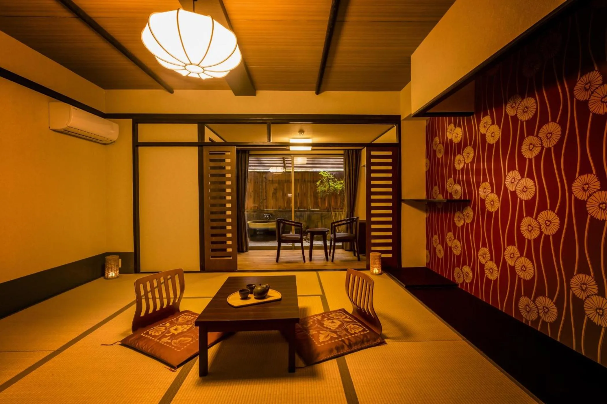 Photo of the whole room in Ooedo Onsen Monogatari Premium Shirahama Saichoraku