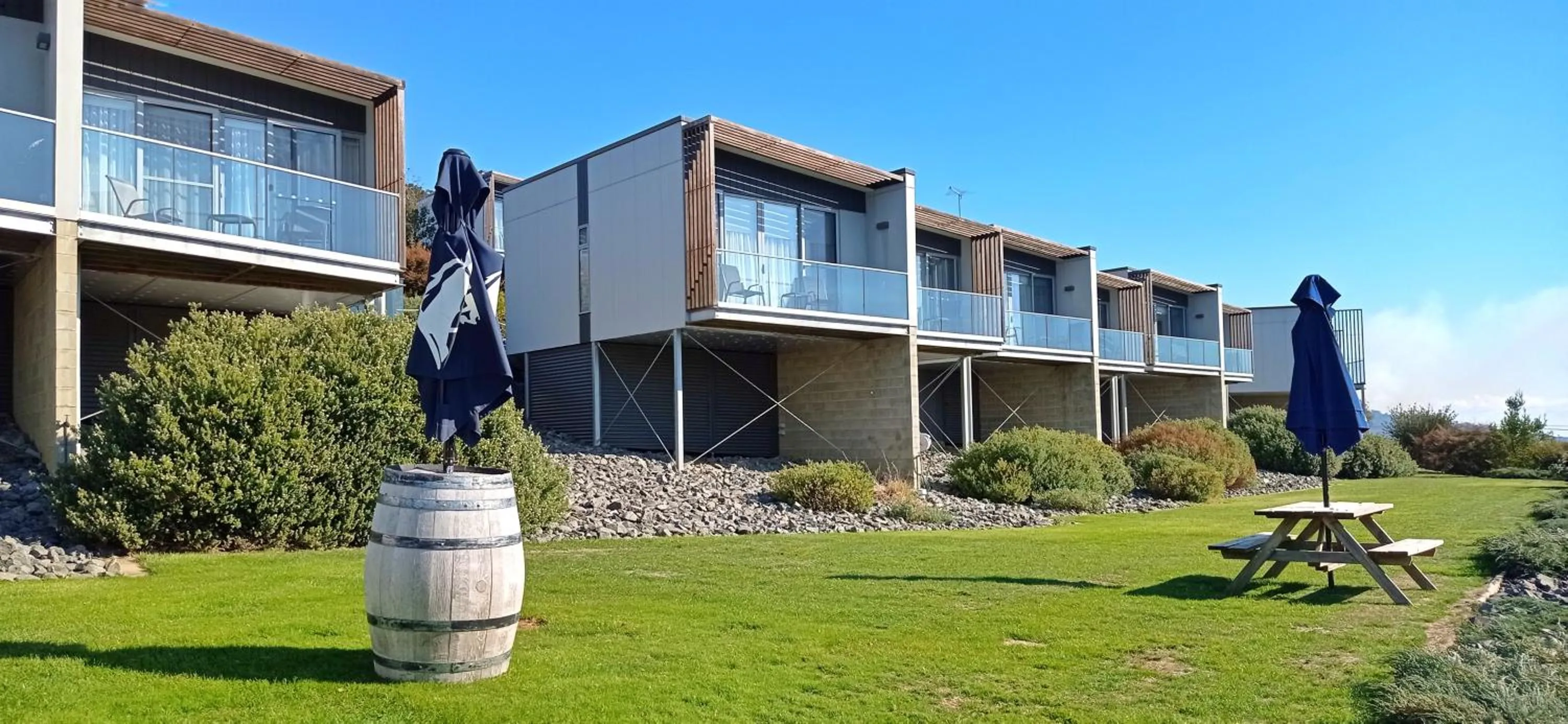 Rosevears Riverview Hotel