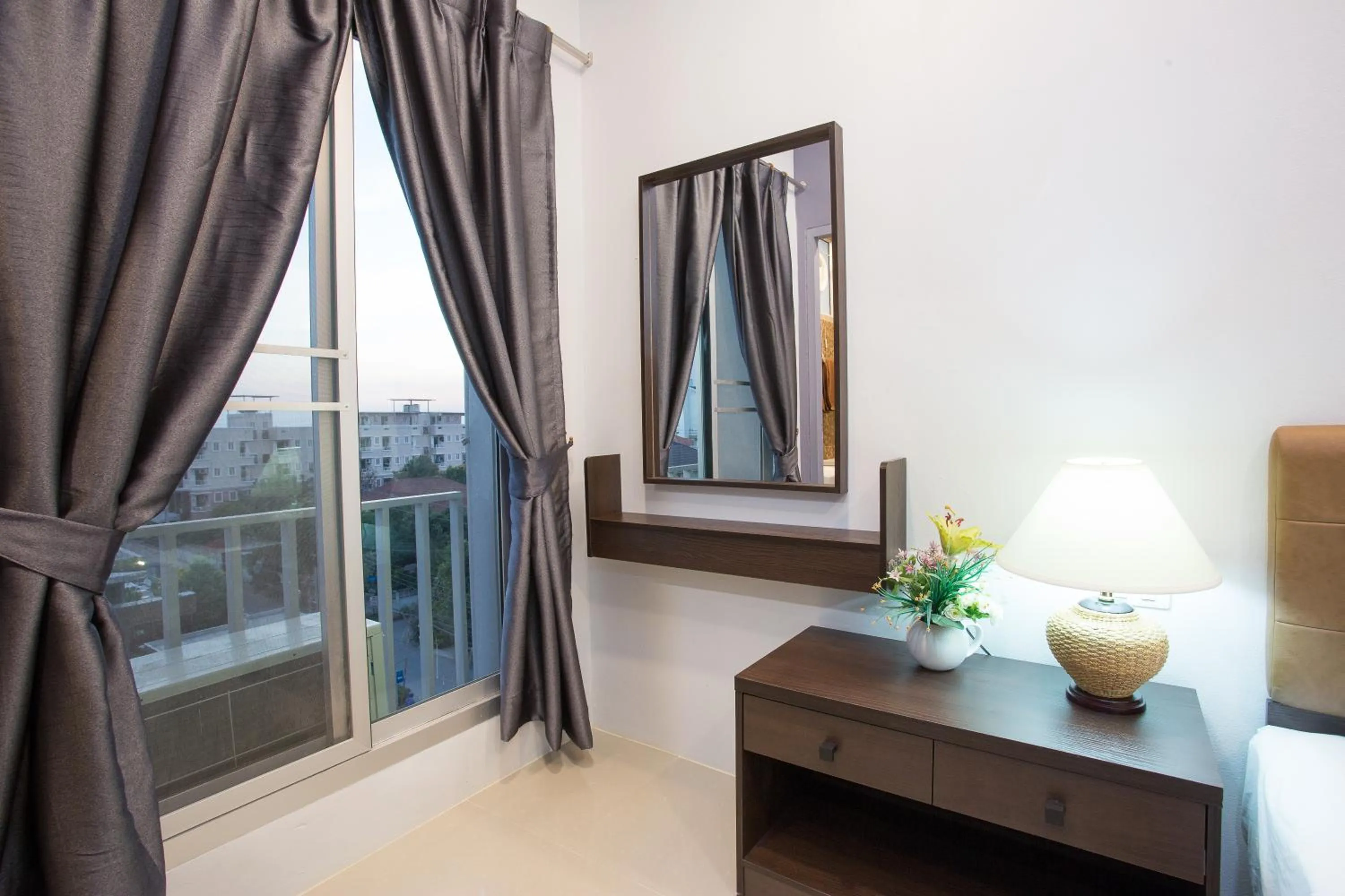 Photo of the whole room, Bed in Pongsakorn Boutique Resort