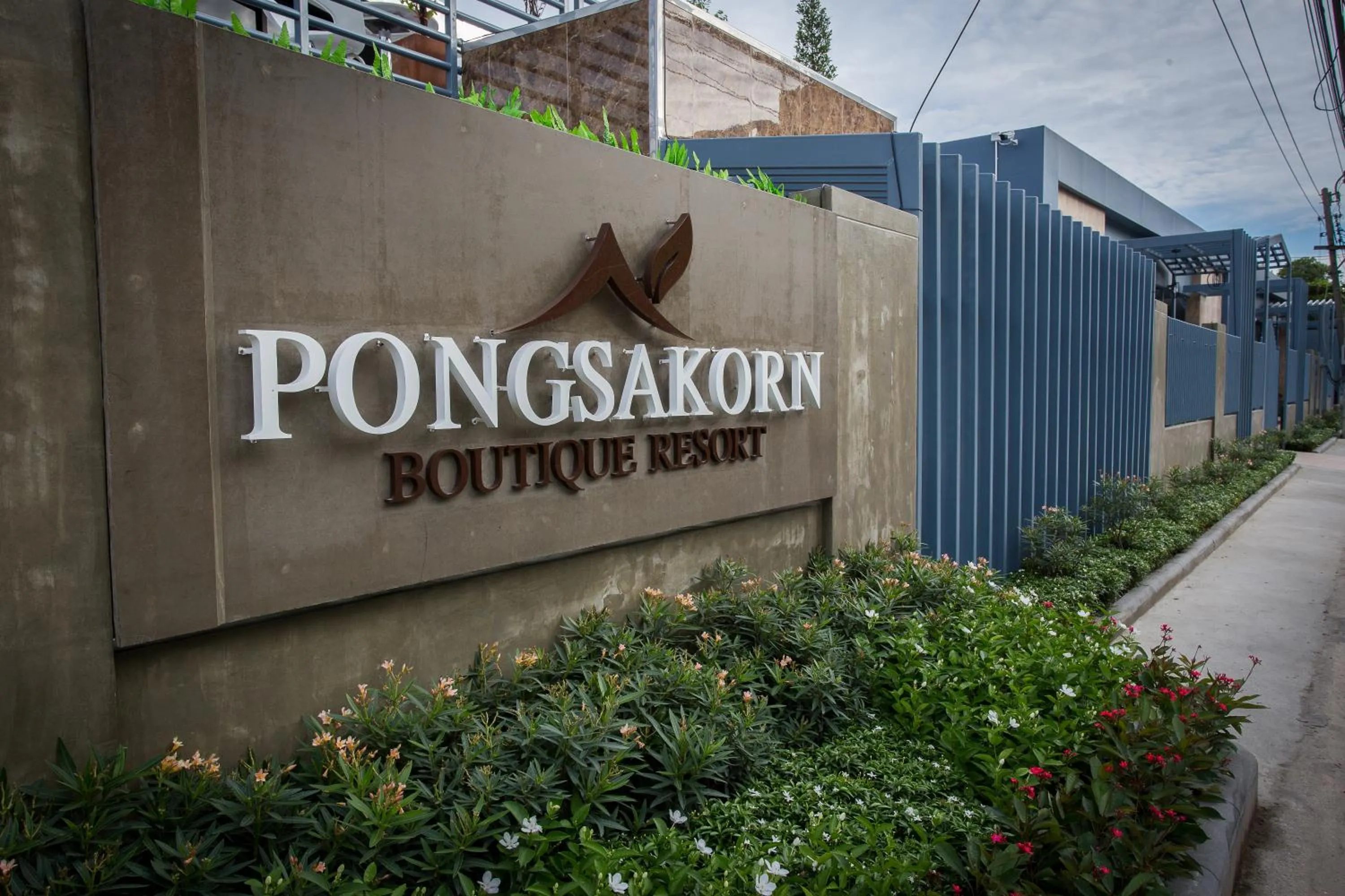 Facade/entrance in Pongsakorn Boutique Resort