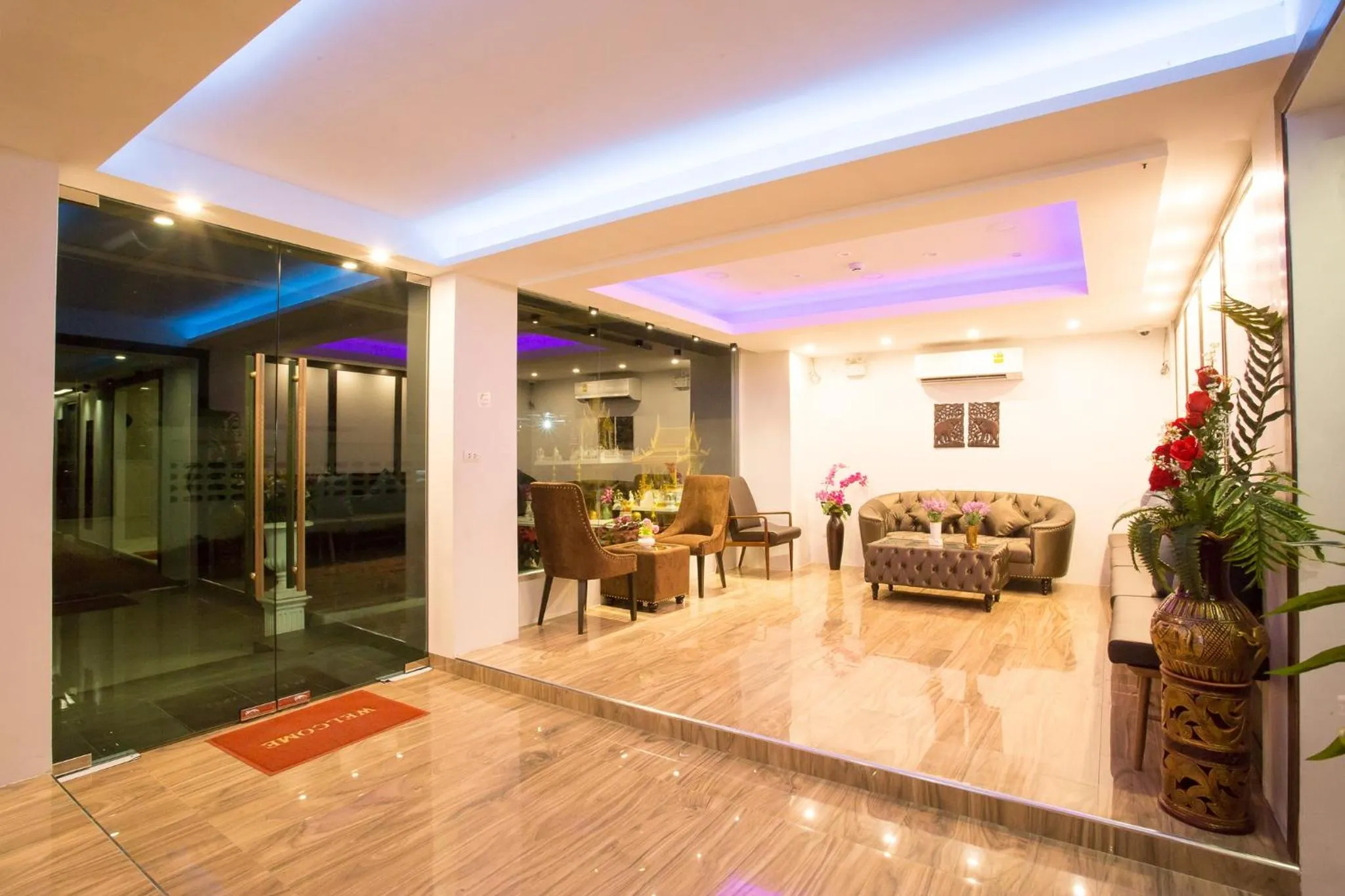 Seating area in Pongsakorn Boutique Resort