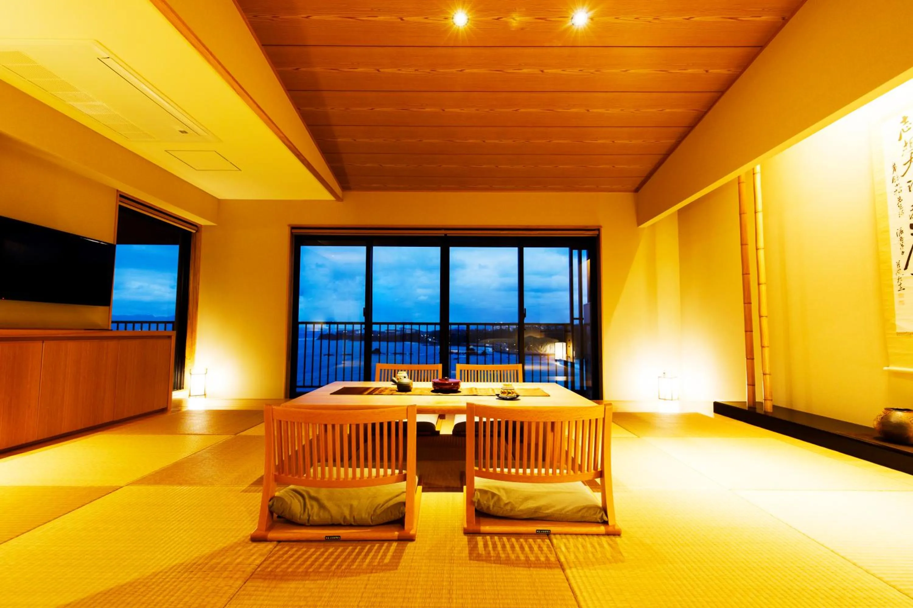 Photo of the whole room in Umino Ryotei Okinawa Nakamasou