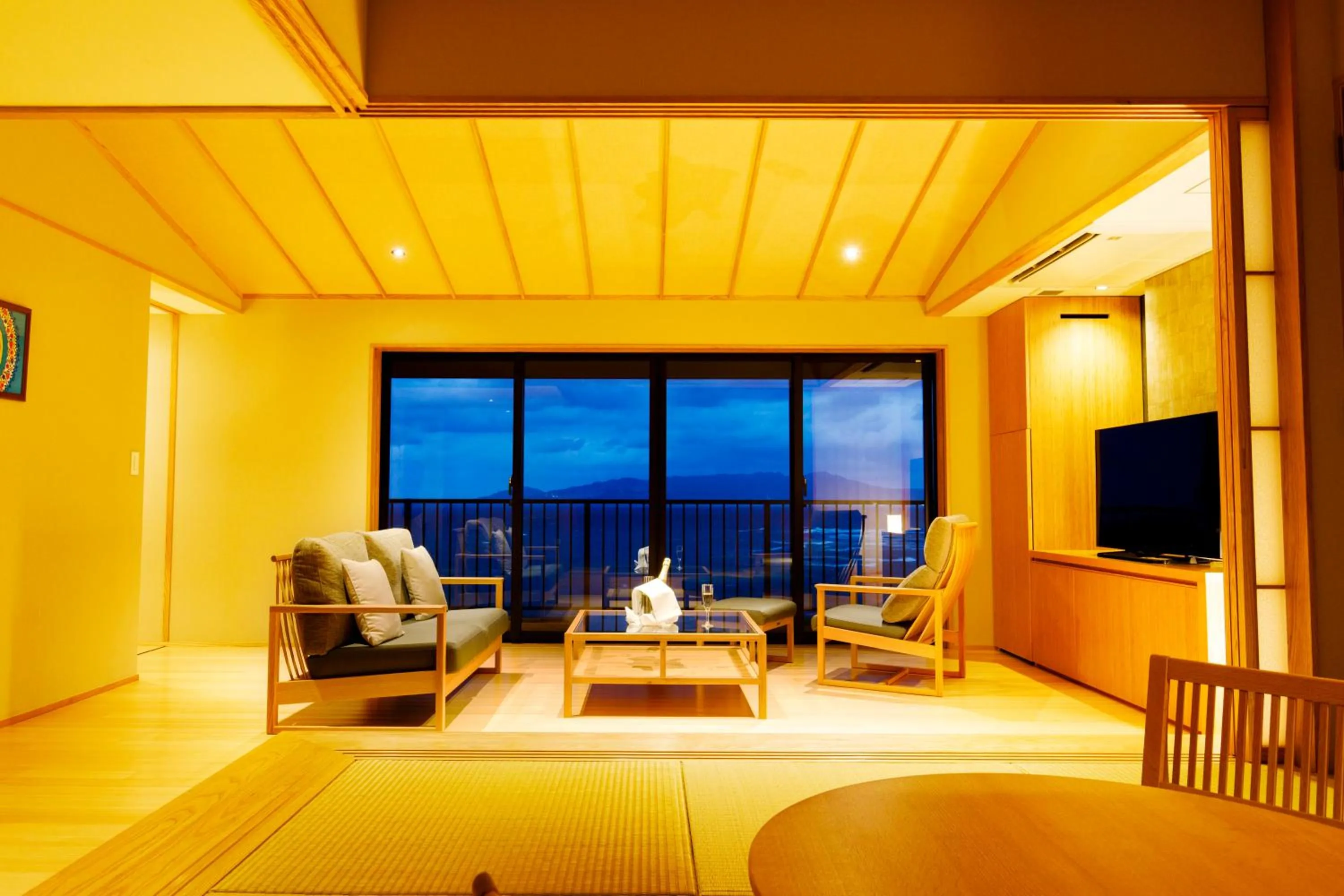 Photo of the whole room in Umino Ryotei Okinawa Nakamasou