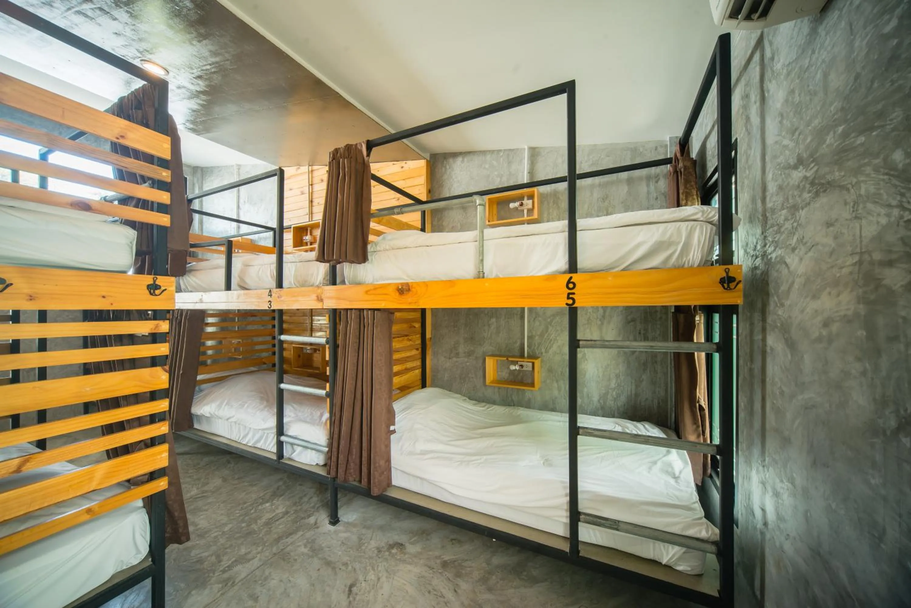 Bed in ChillHub Hostel Phuket