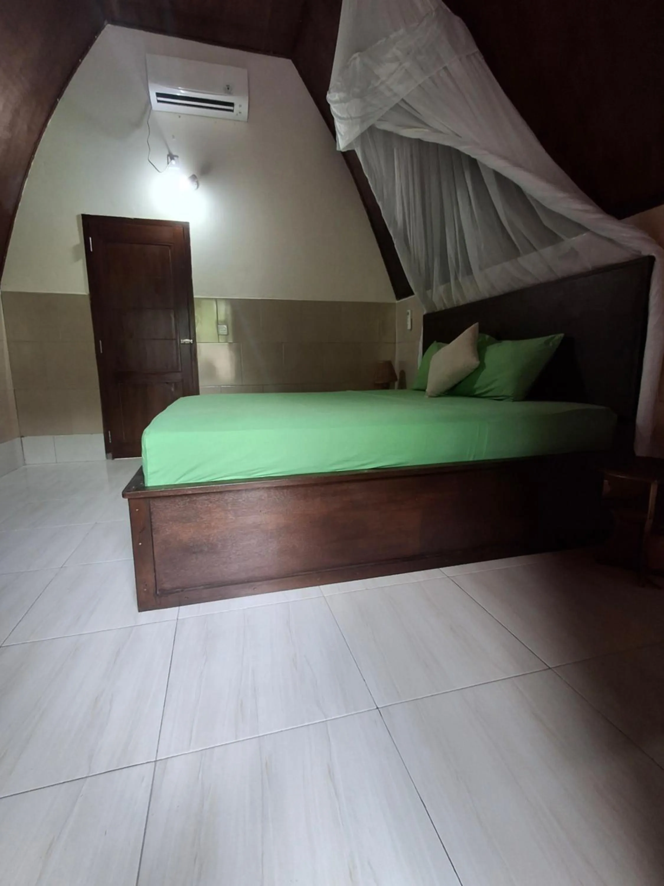 Bed in Cnunk Bungalow