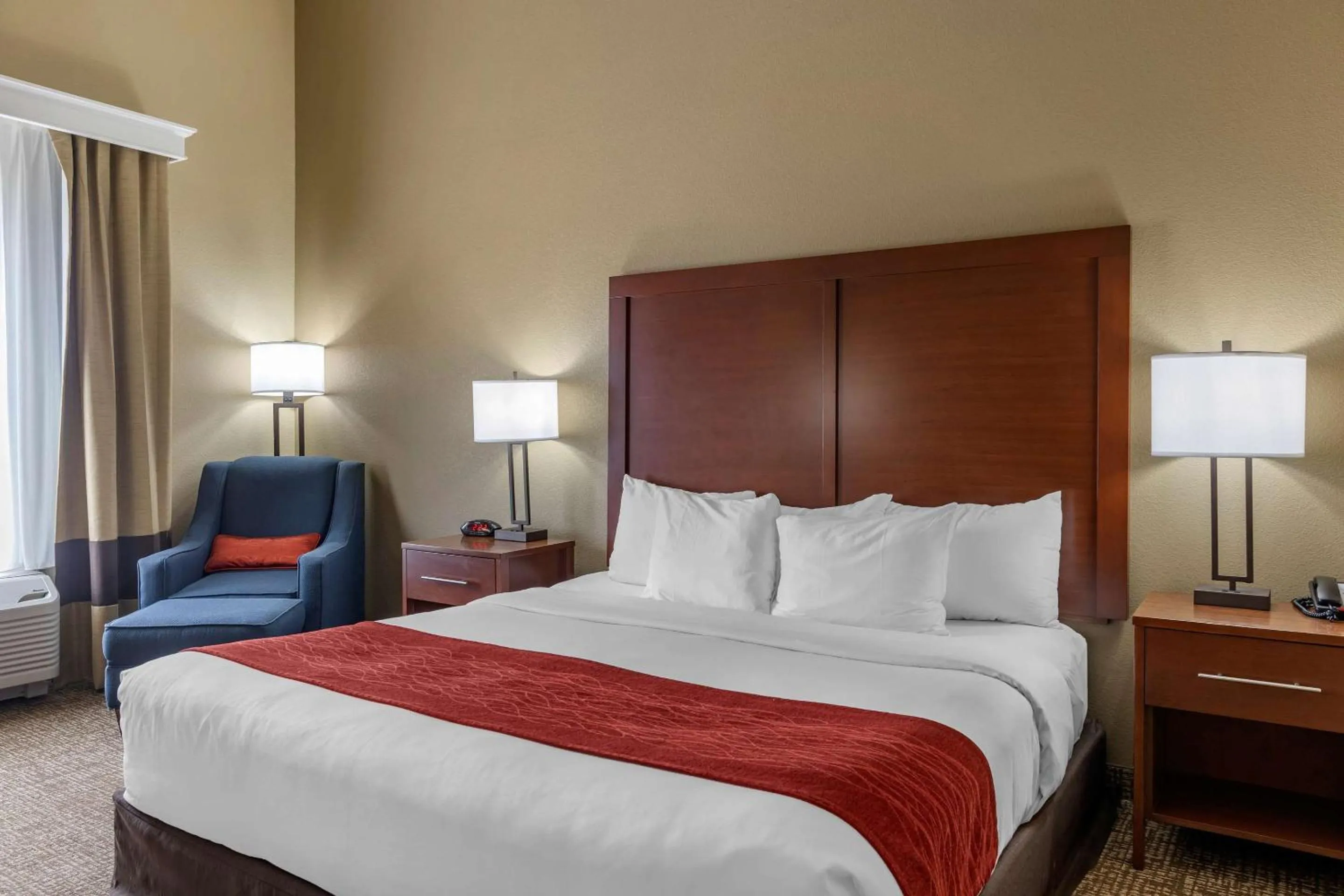Bedroom, Bed in Comfort Inn & Suites Augusta