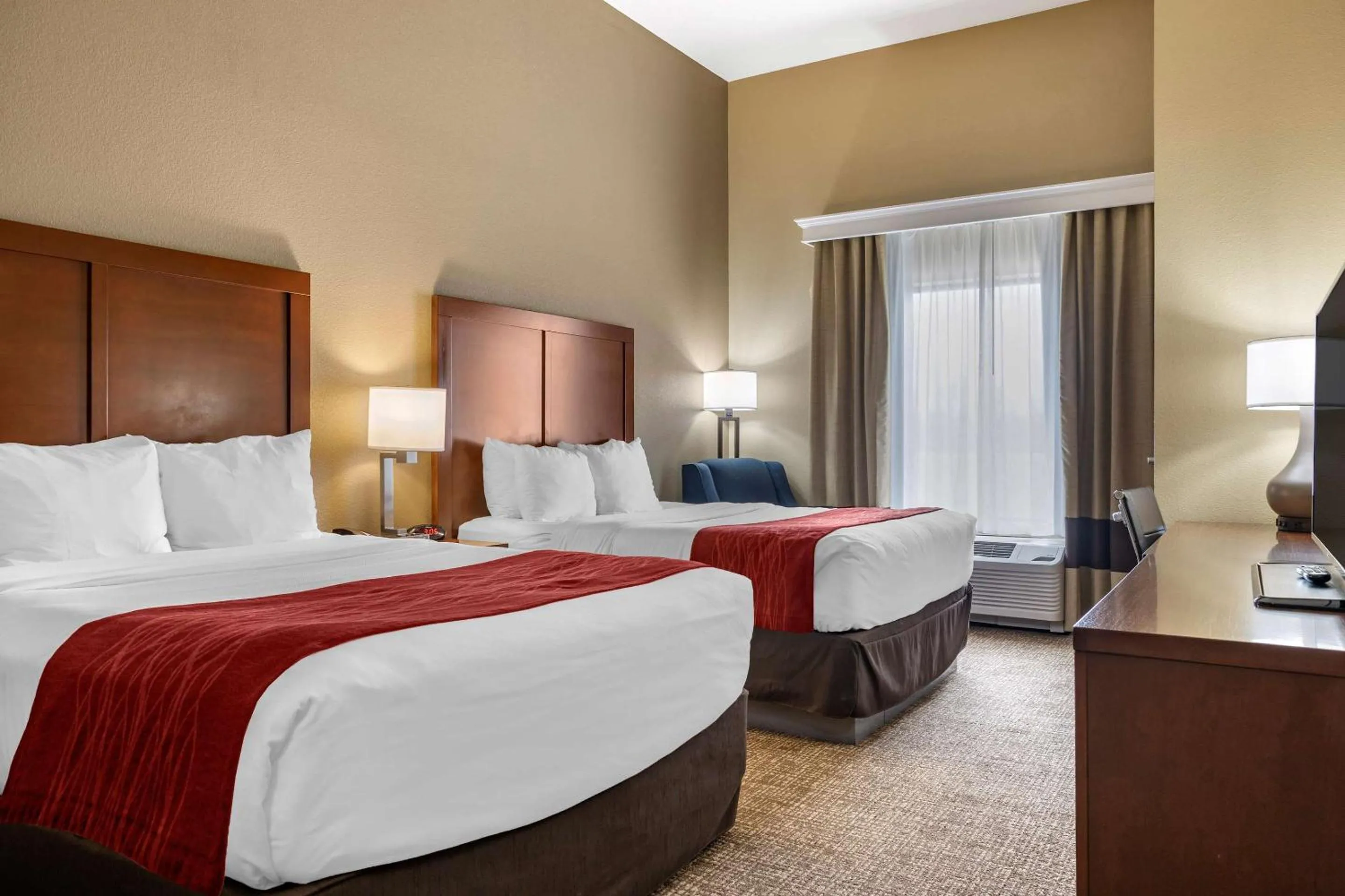 Bedroom, Bed in Comfort Inn & Suites Augusta