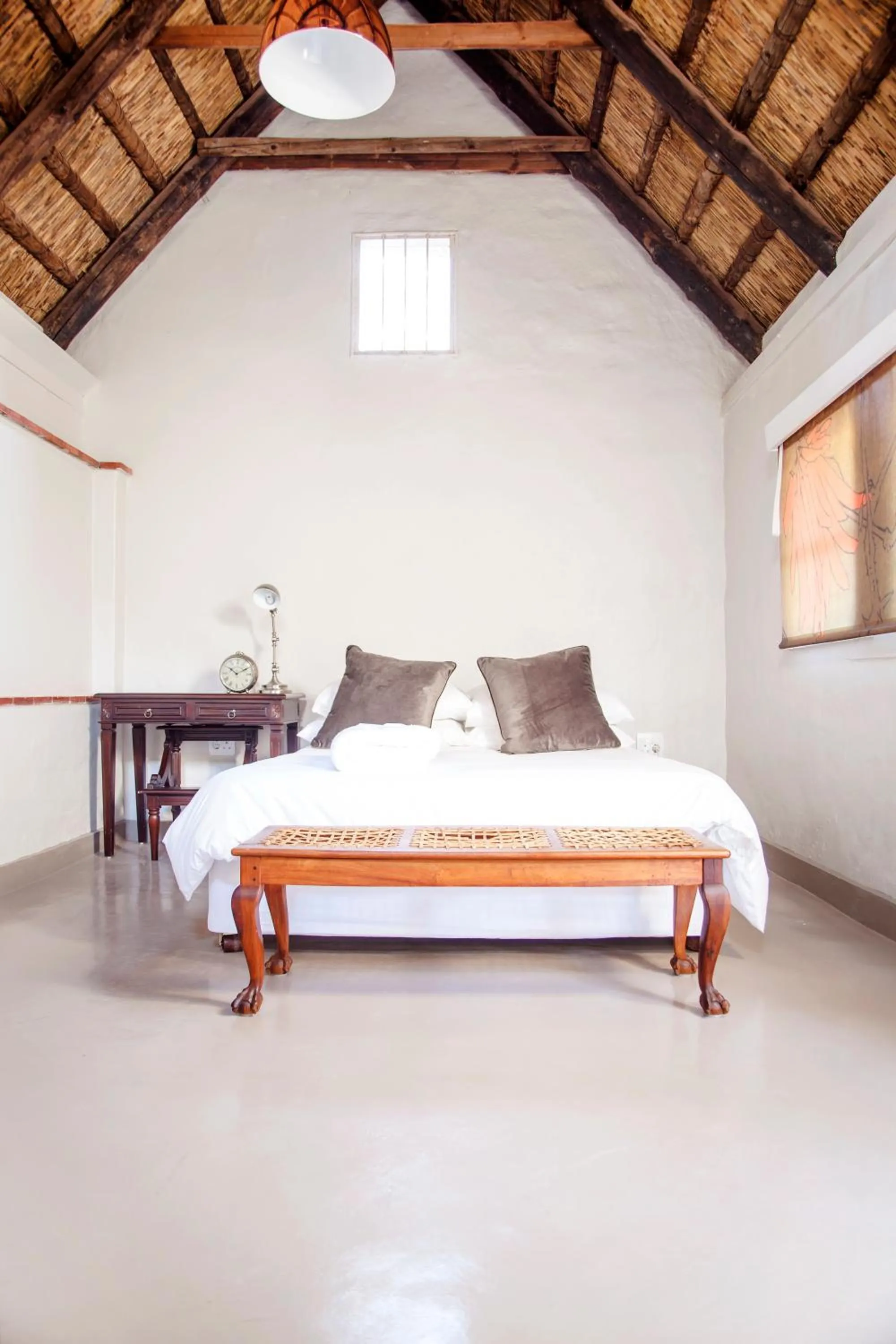 Bed in Pierneef's Kraal