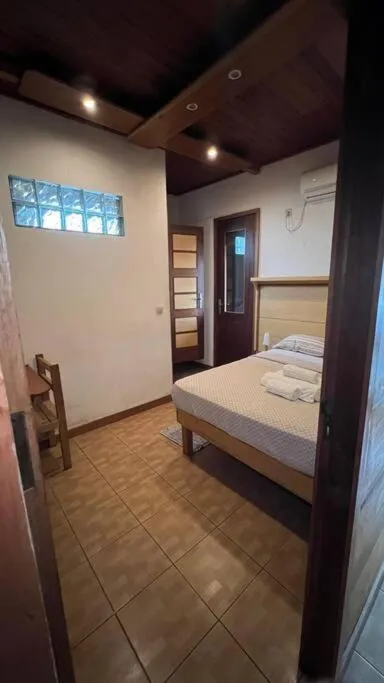 Bed in Albergaria Porcelana