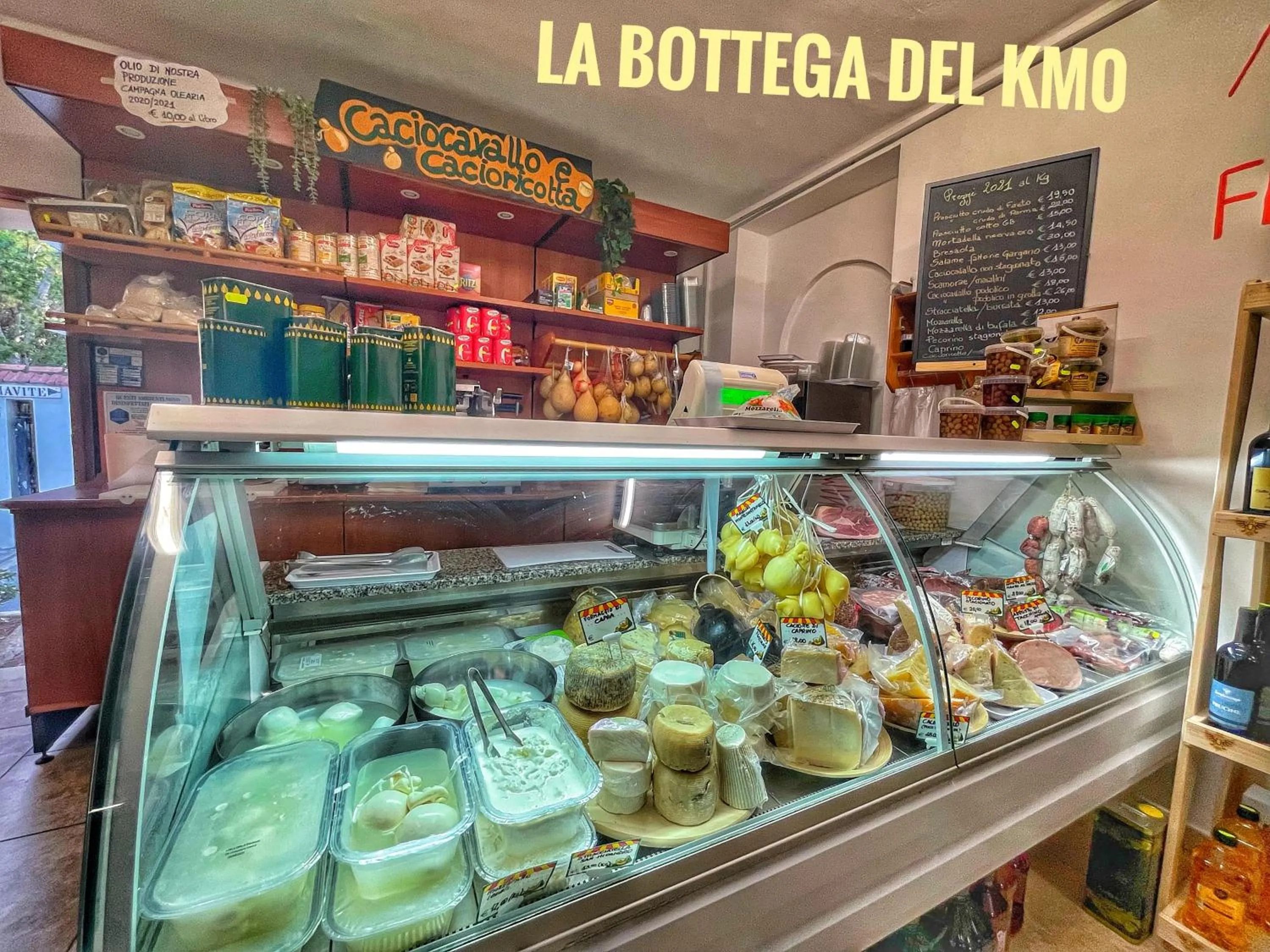 On-site shops in Residence M3