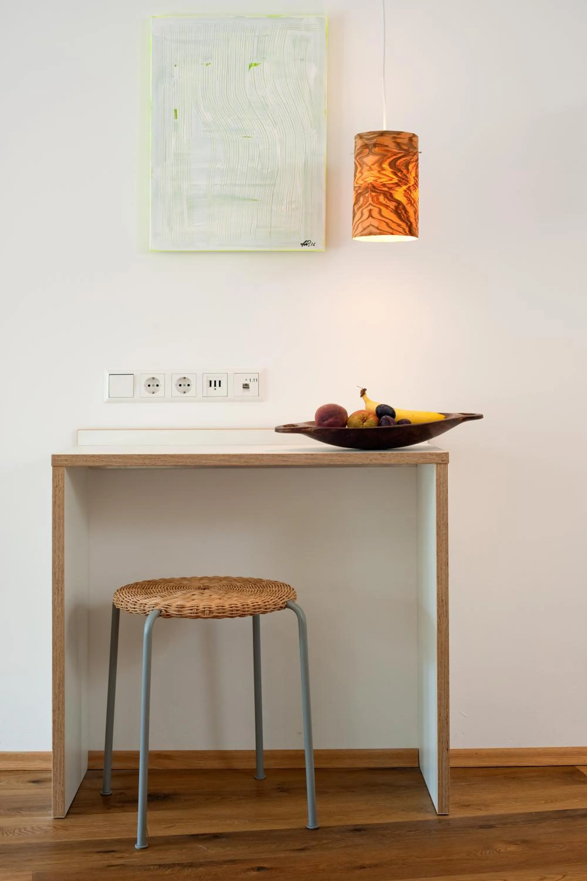 Decorative detail in 1463 Apartmenthaus