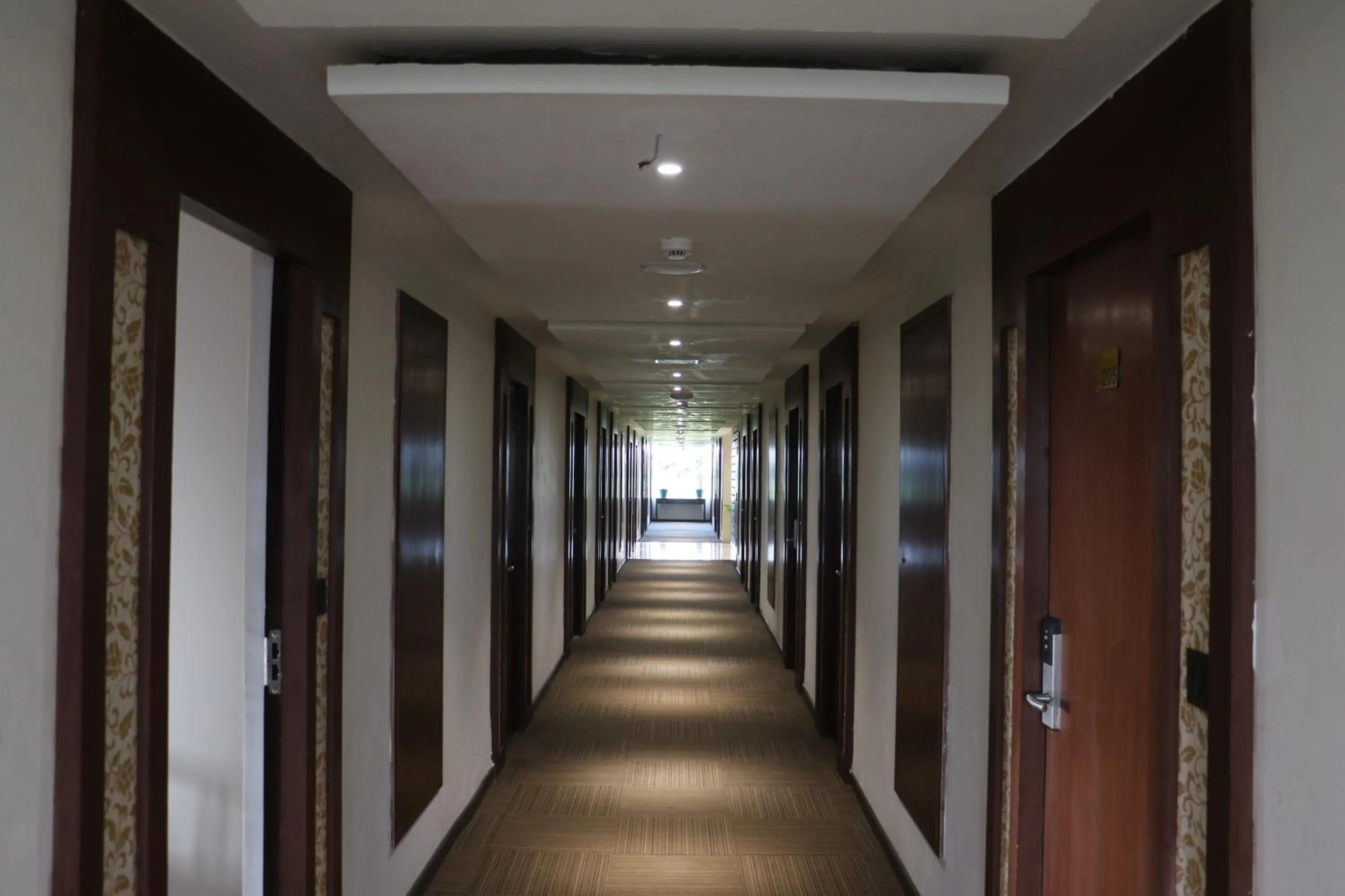 Other in DsrMadhanamInn