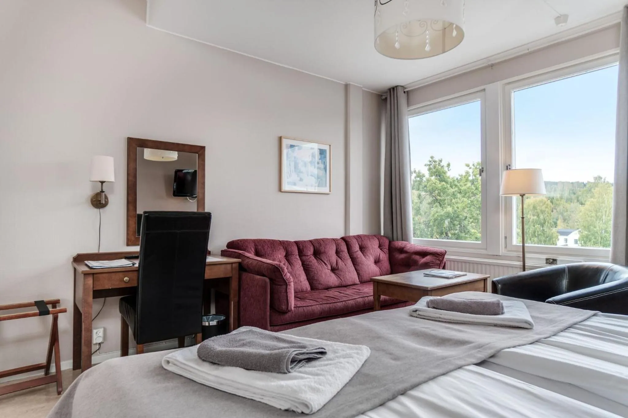 Mountain view, Bed in Hotel Sollefteå