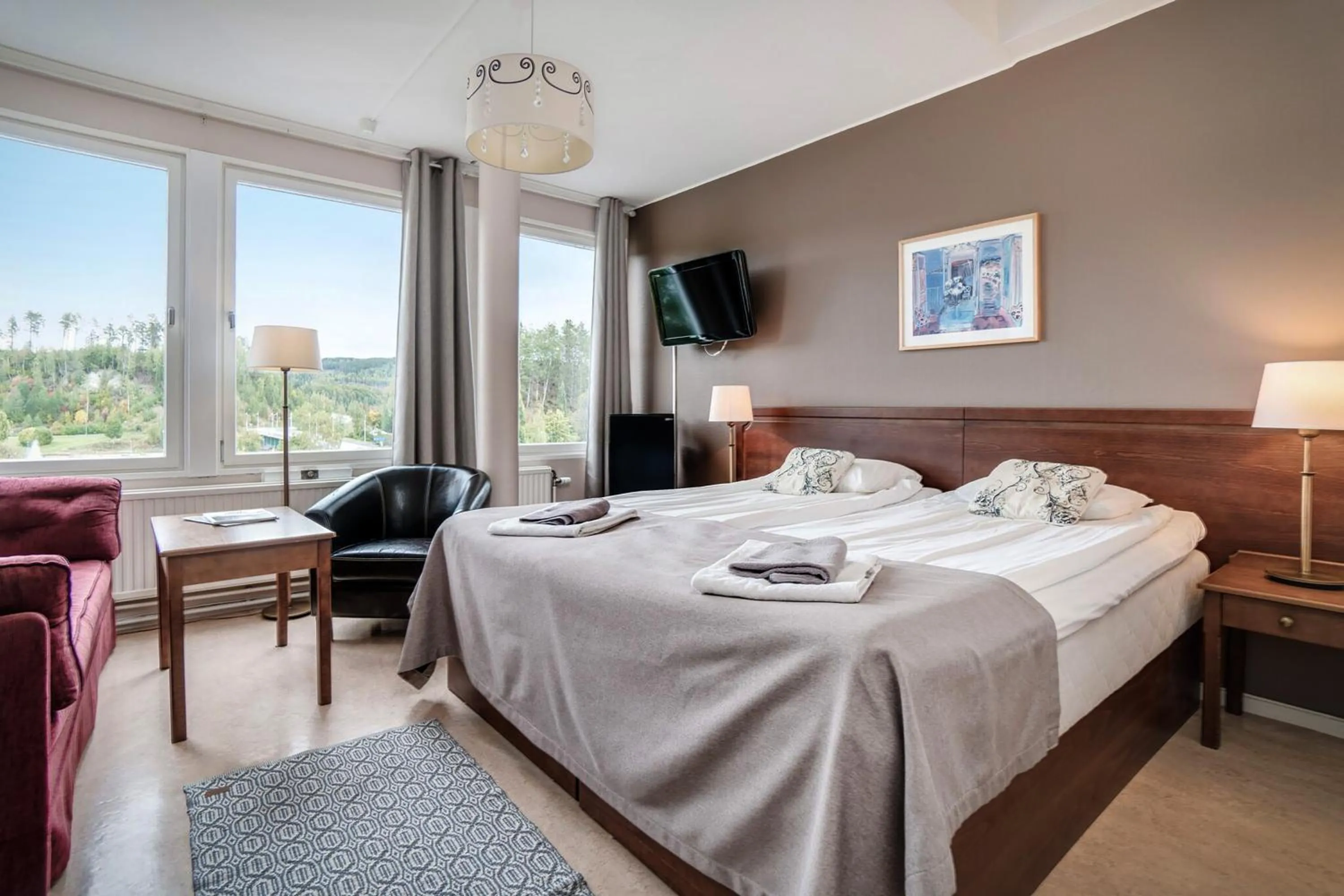 Mountain view, Bed in Hotel Sollefteå