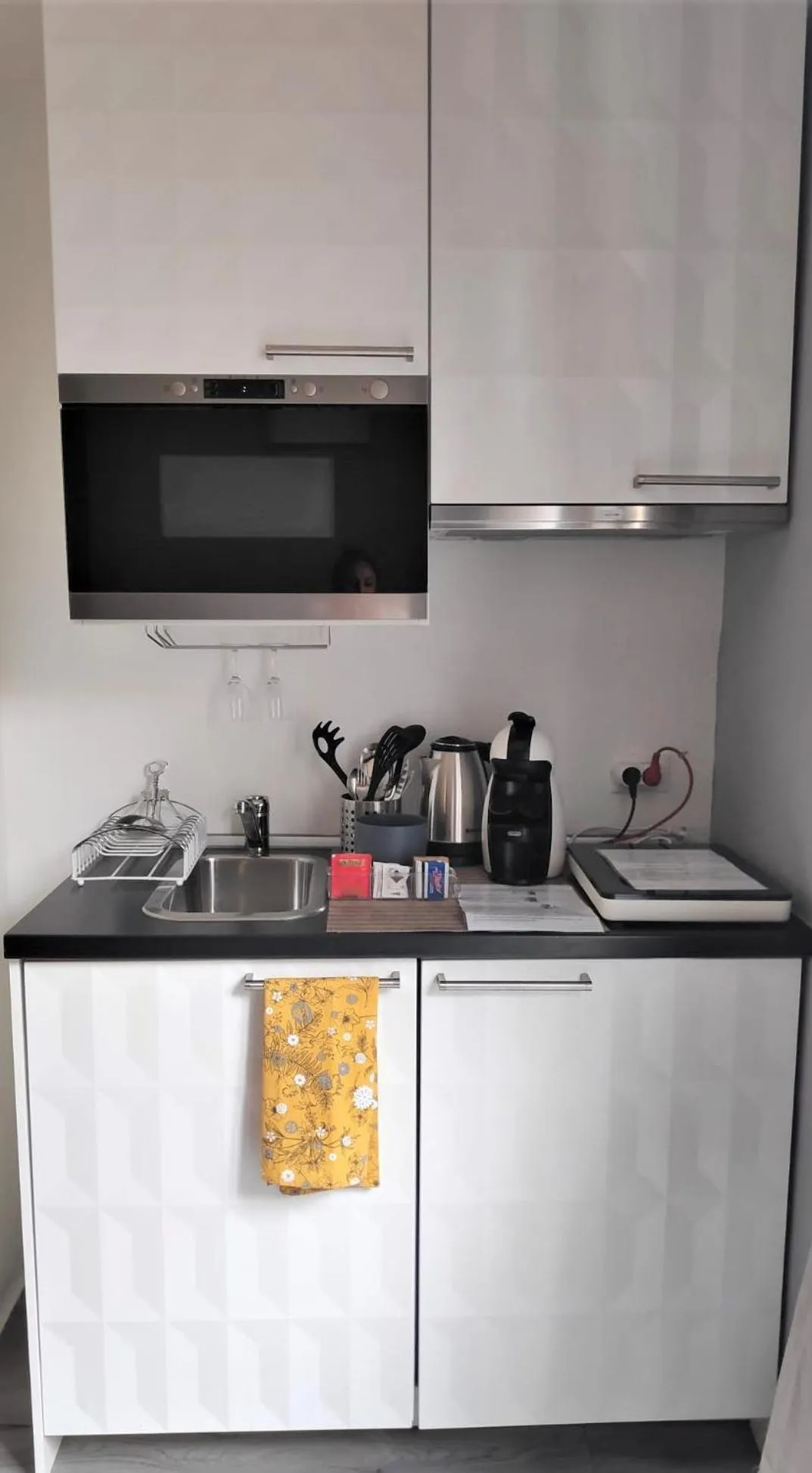 Kitchen or kitchenette in Brunelleschi Holidays Hostel