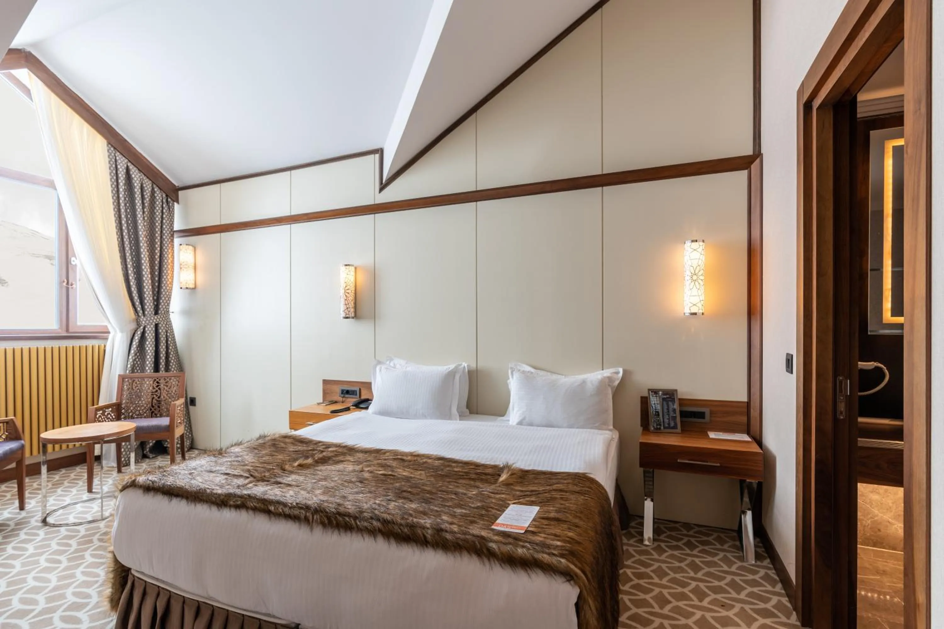 Bedroom, Bed in Das 3917