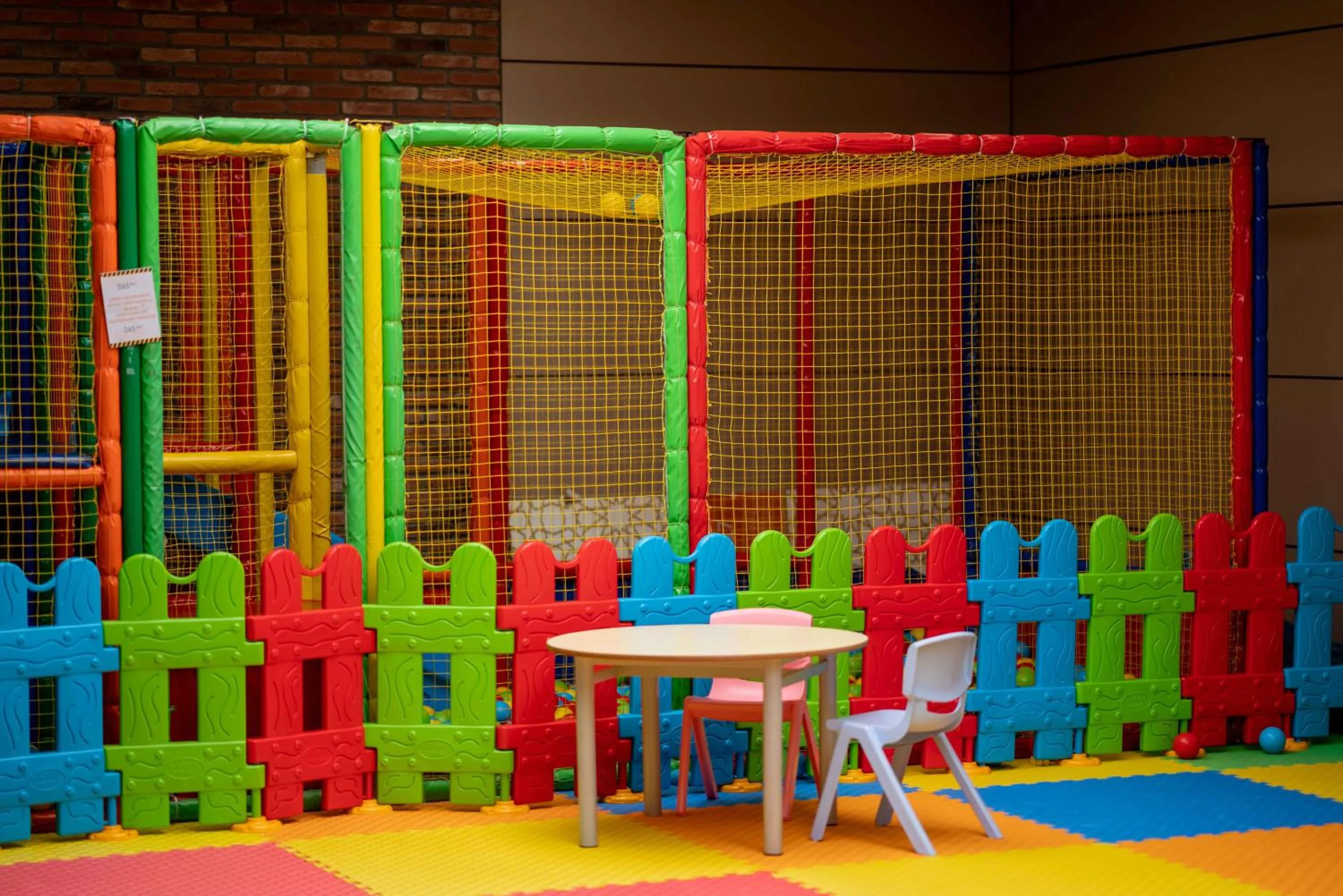 Children play ground in Das 3917