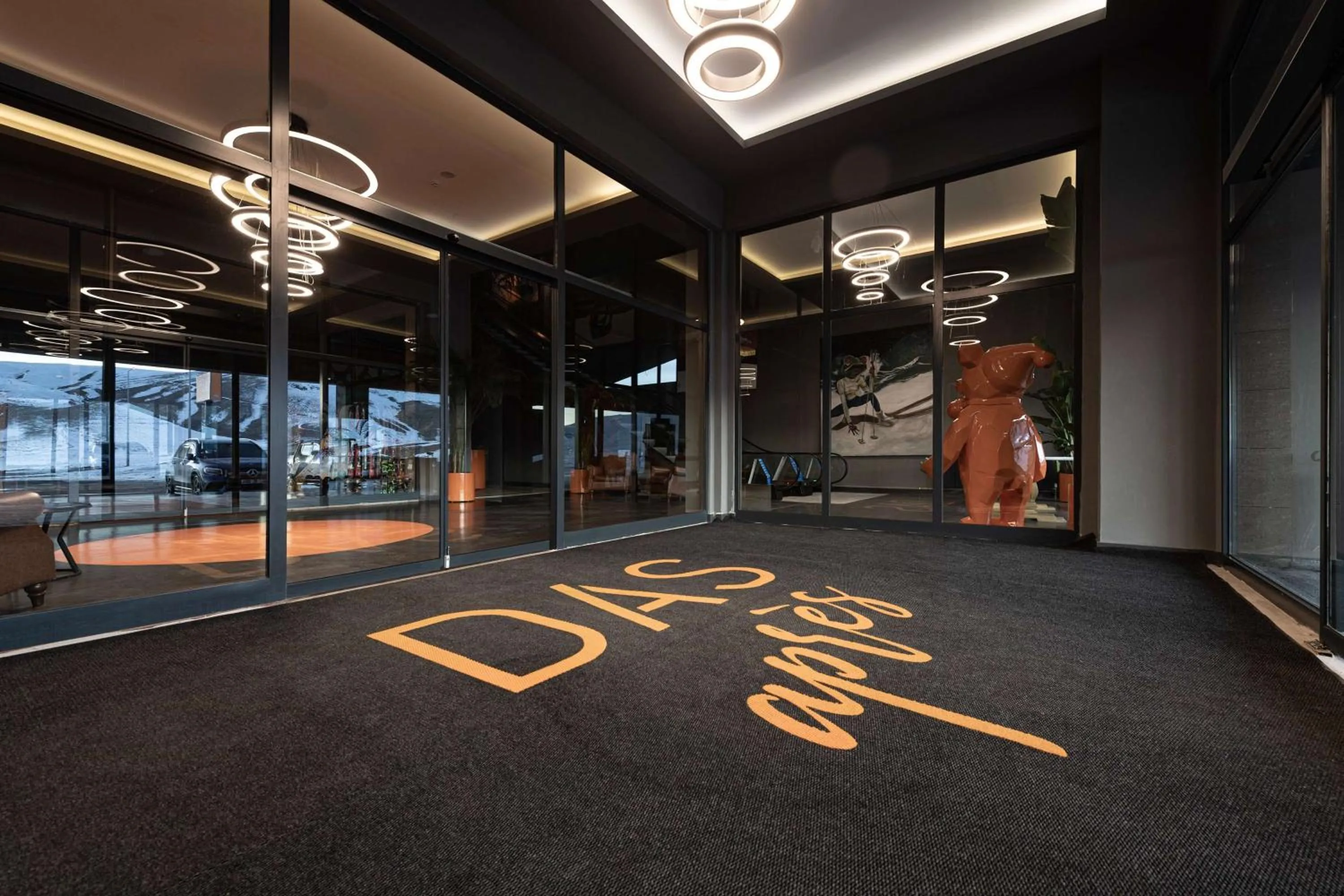 Fitness centre/facilities in Das 3917