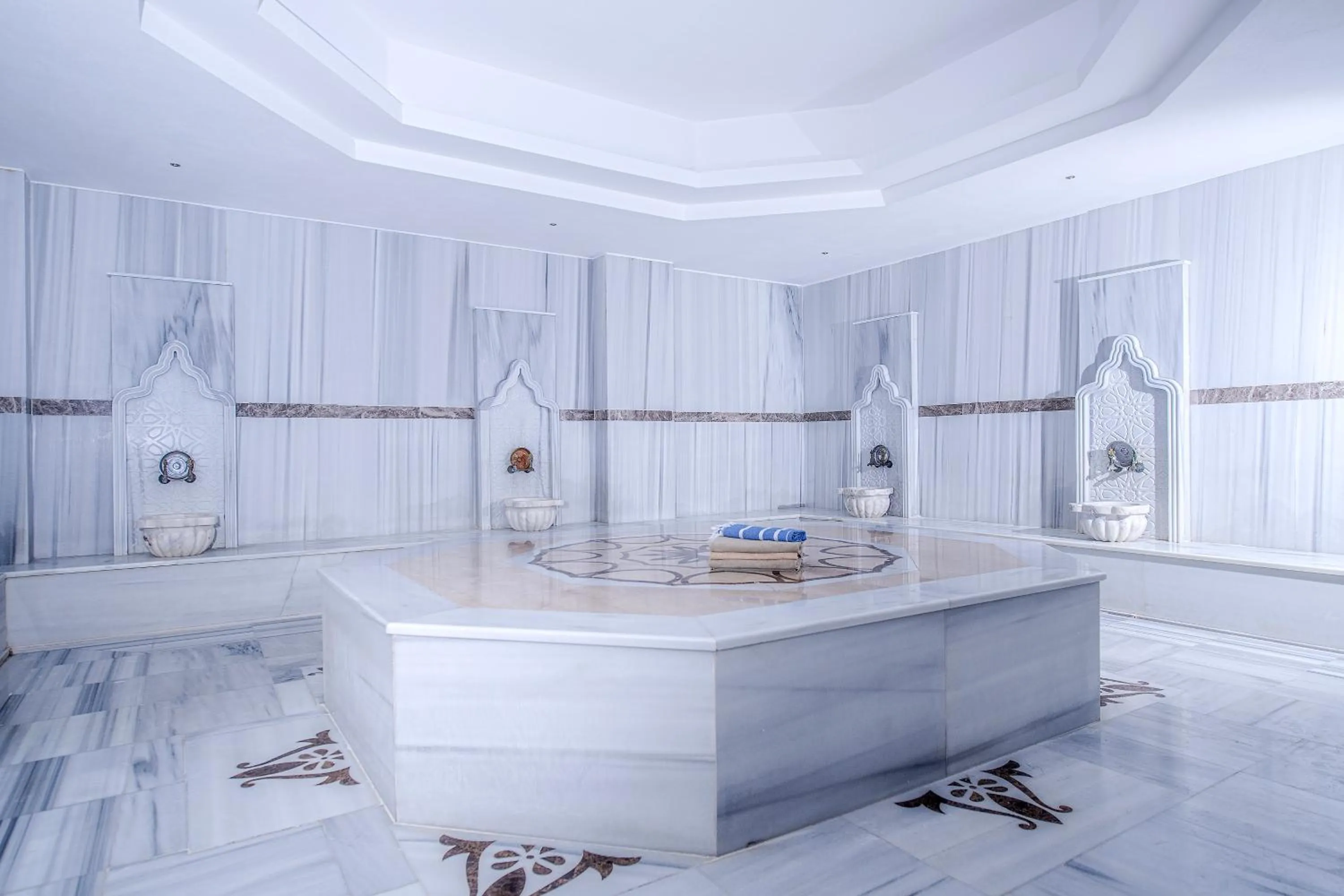 Spa and wellness centre/facilities in Das 3917