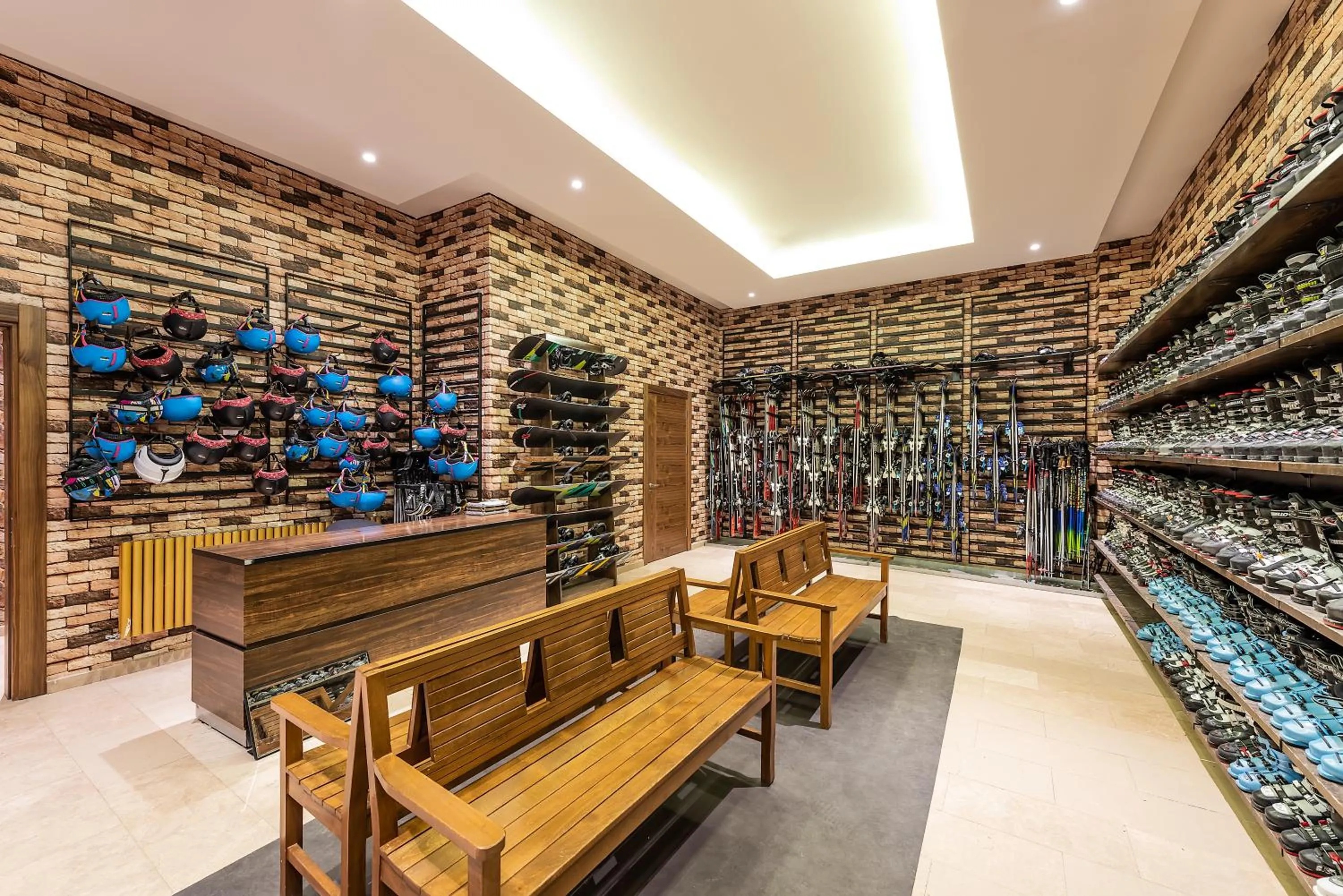 Ski School in Das 3917