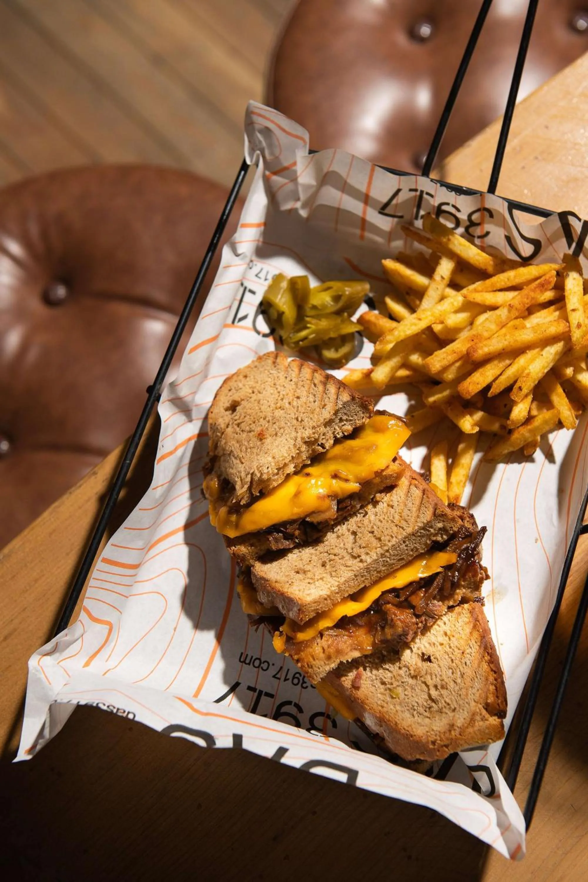 Restaurant/places to eat in Das 3917