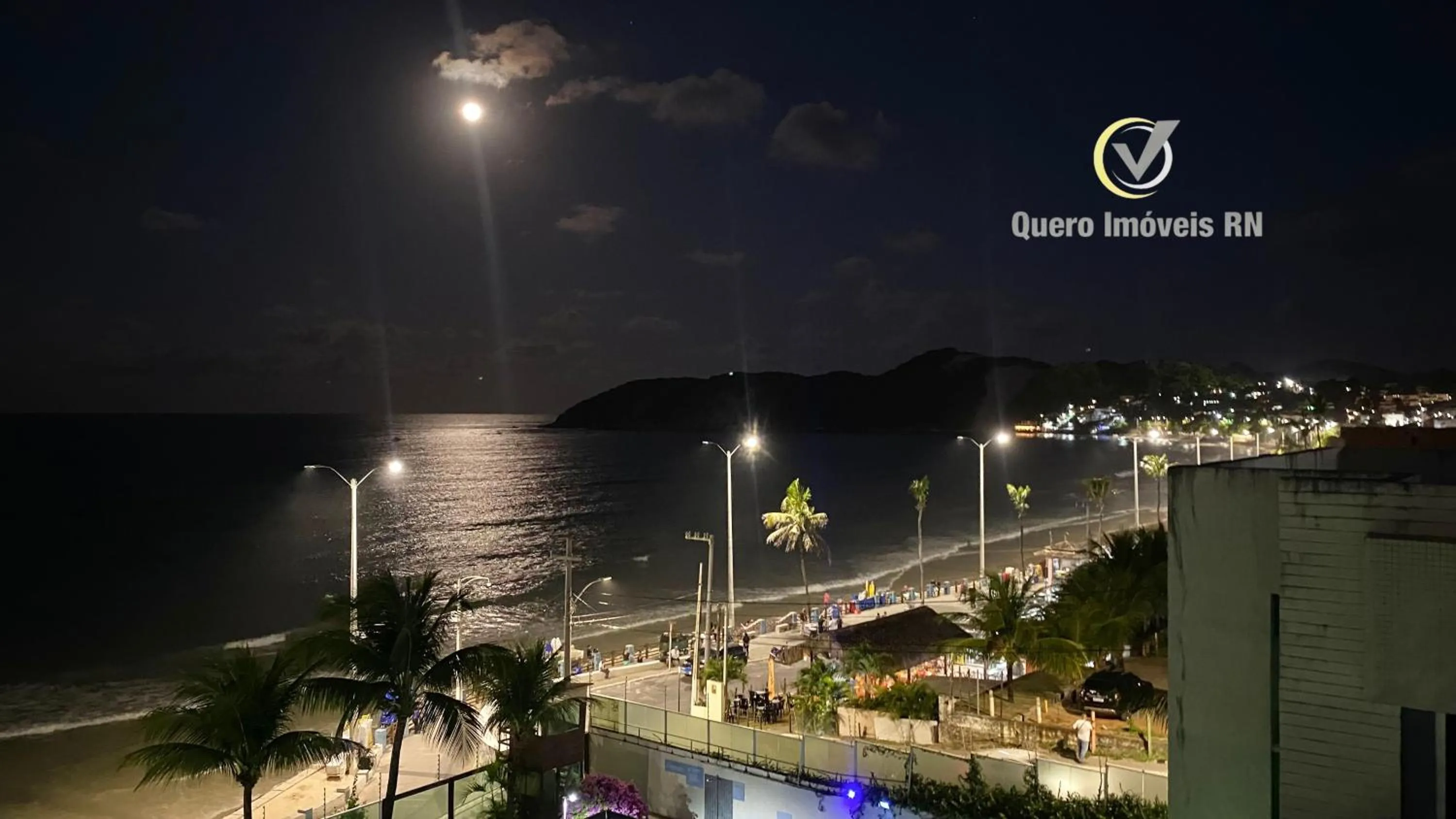 Nearby landmark in Ponta Negra Beach beira-mar