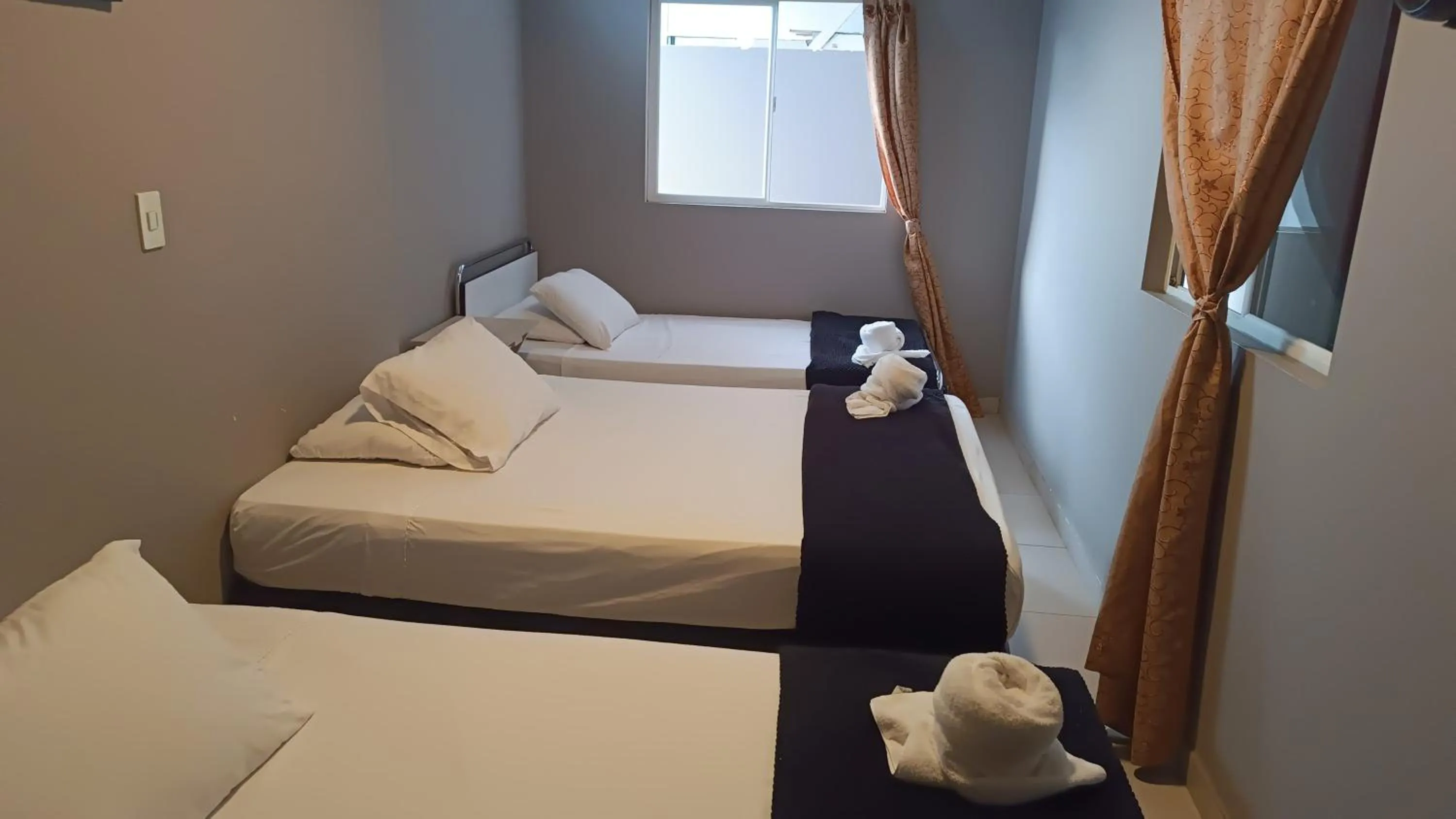 Bed in Hotel Simón Plaza