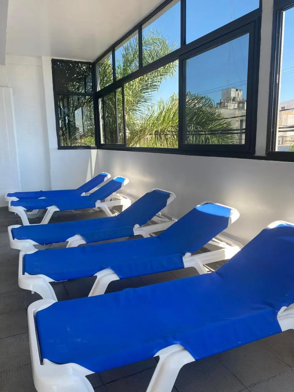 sunbed in Grand Hotel by MH