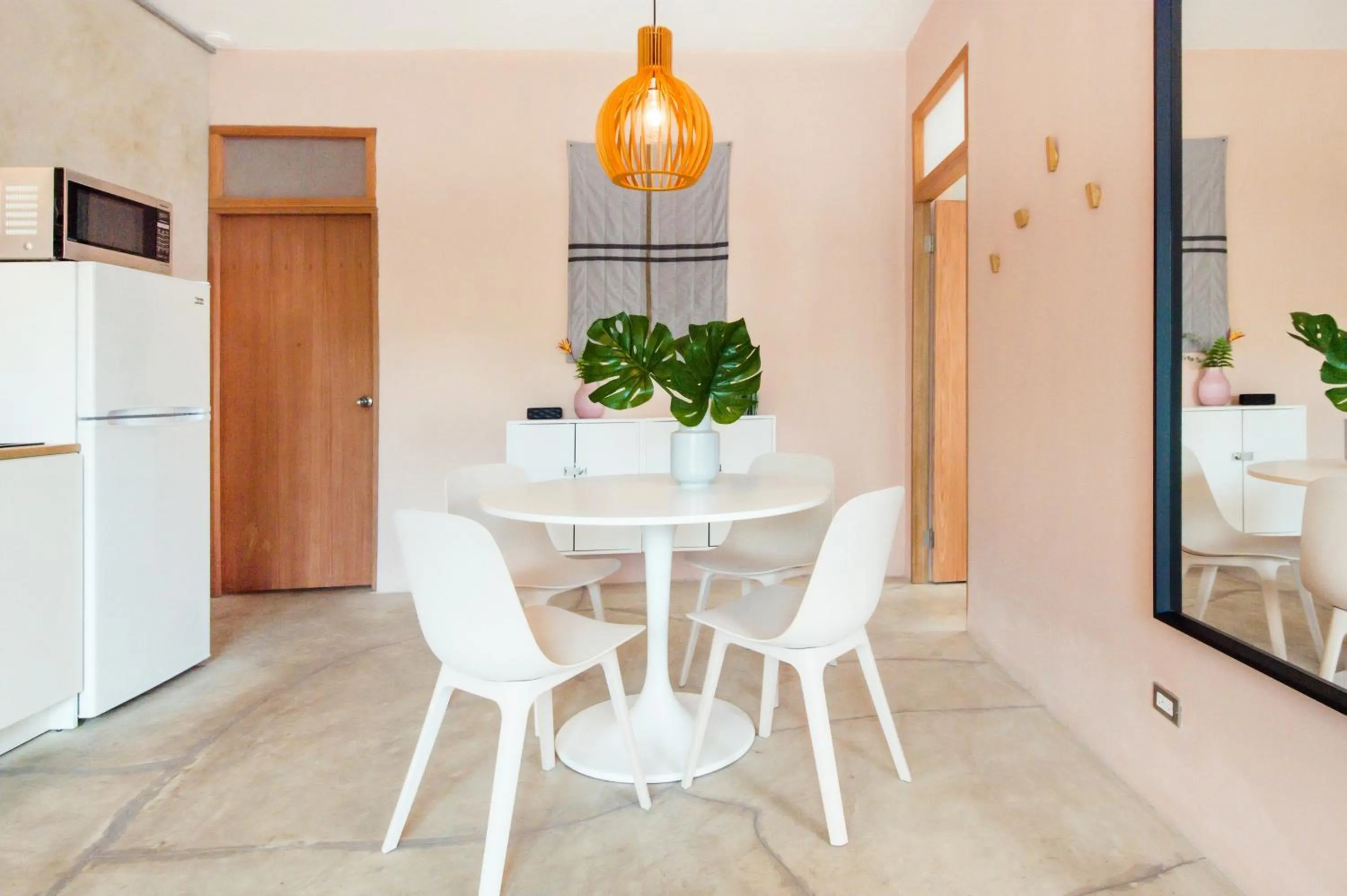 Dining area in TROPICALIA by DW