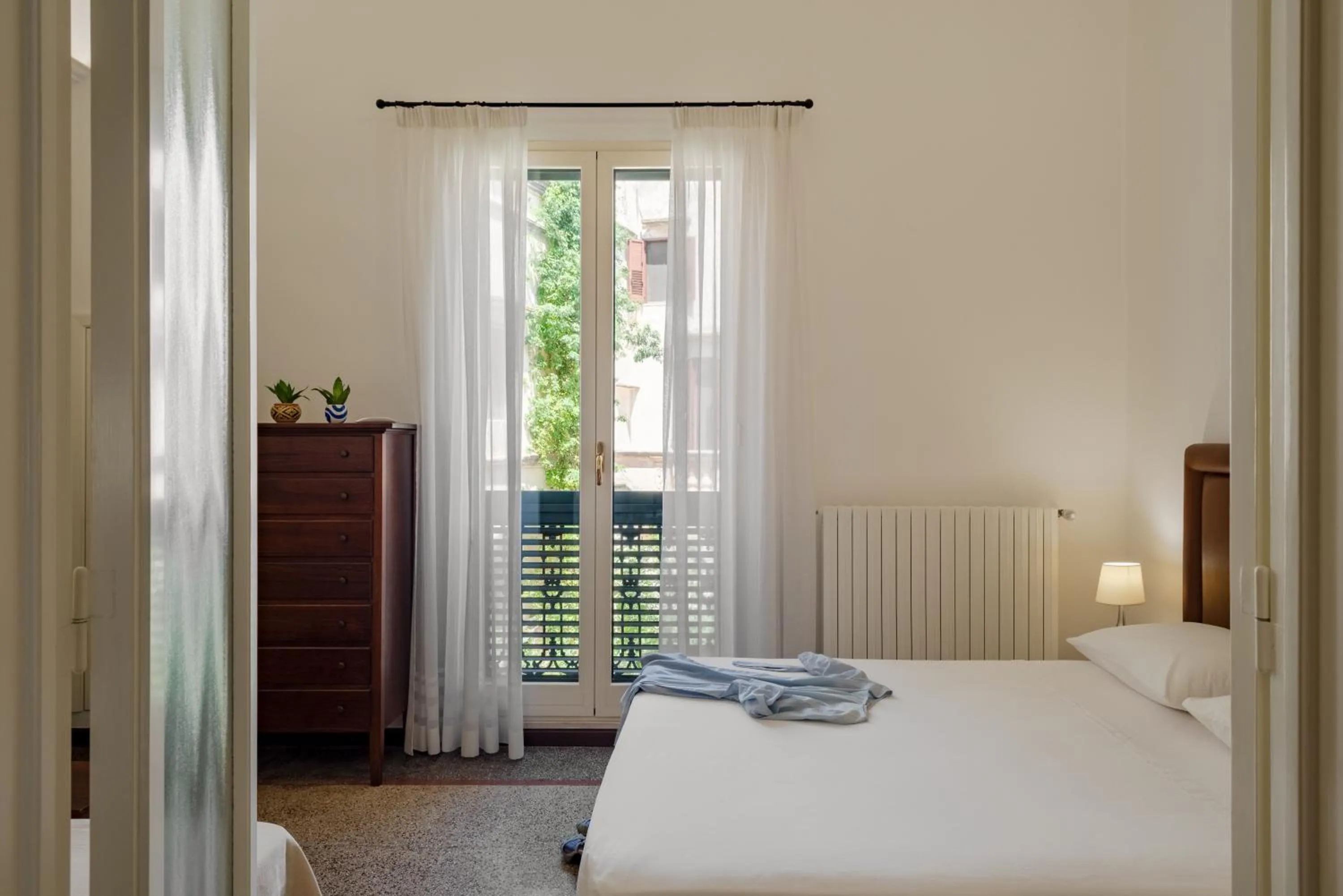 Bedroom, Bed in Palazzo De Tomasi B&B