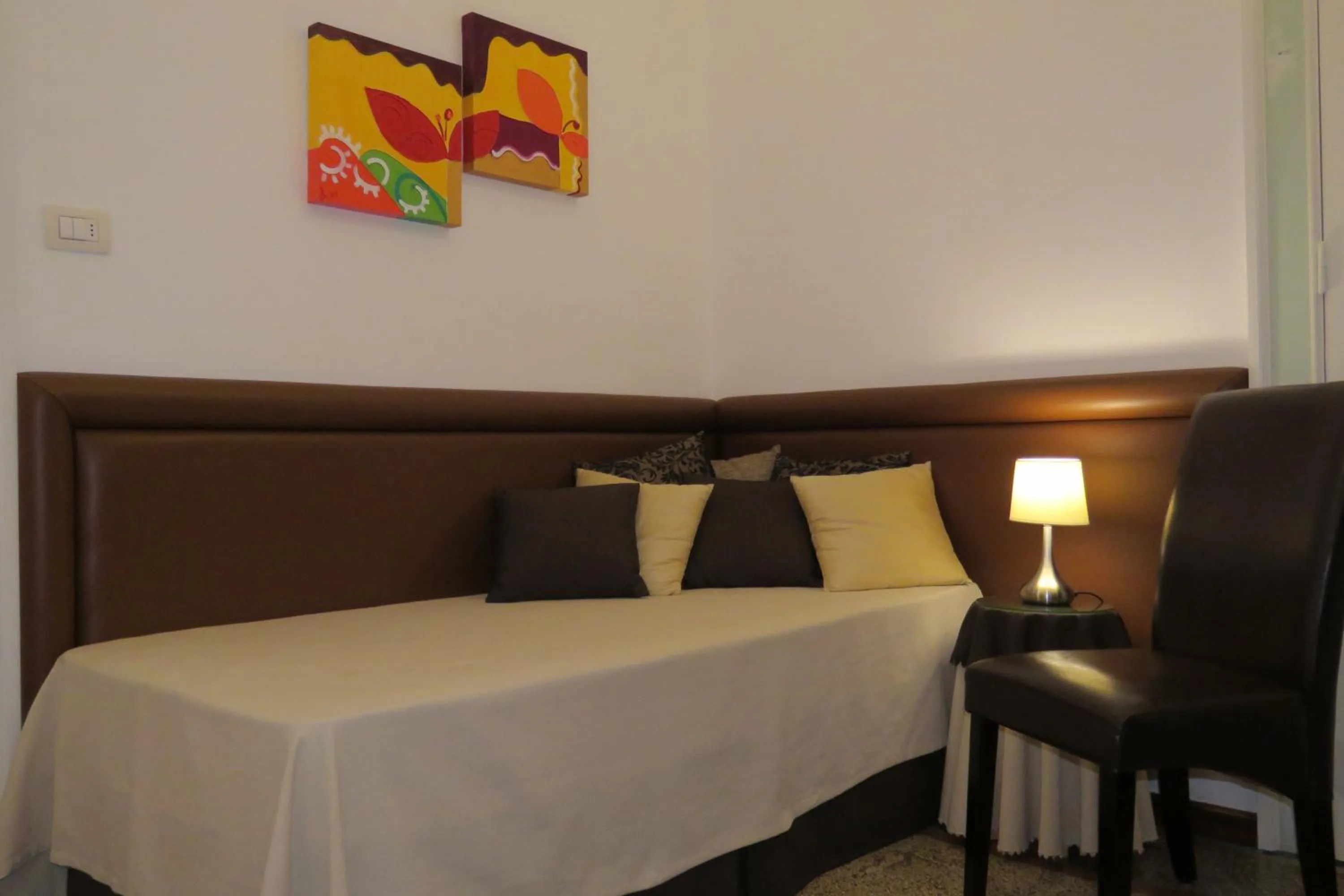 Bed in Palazzo De Tomasi B&B