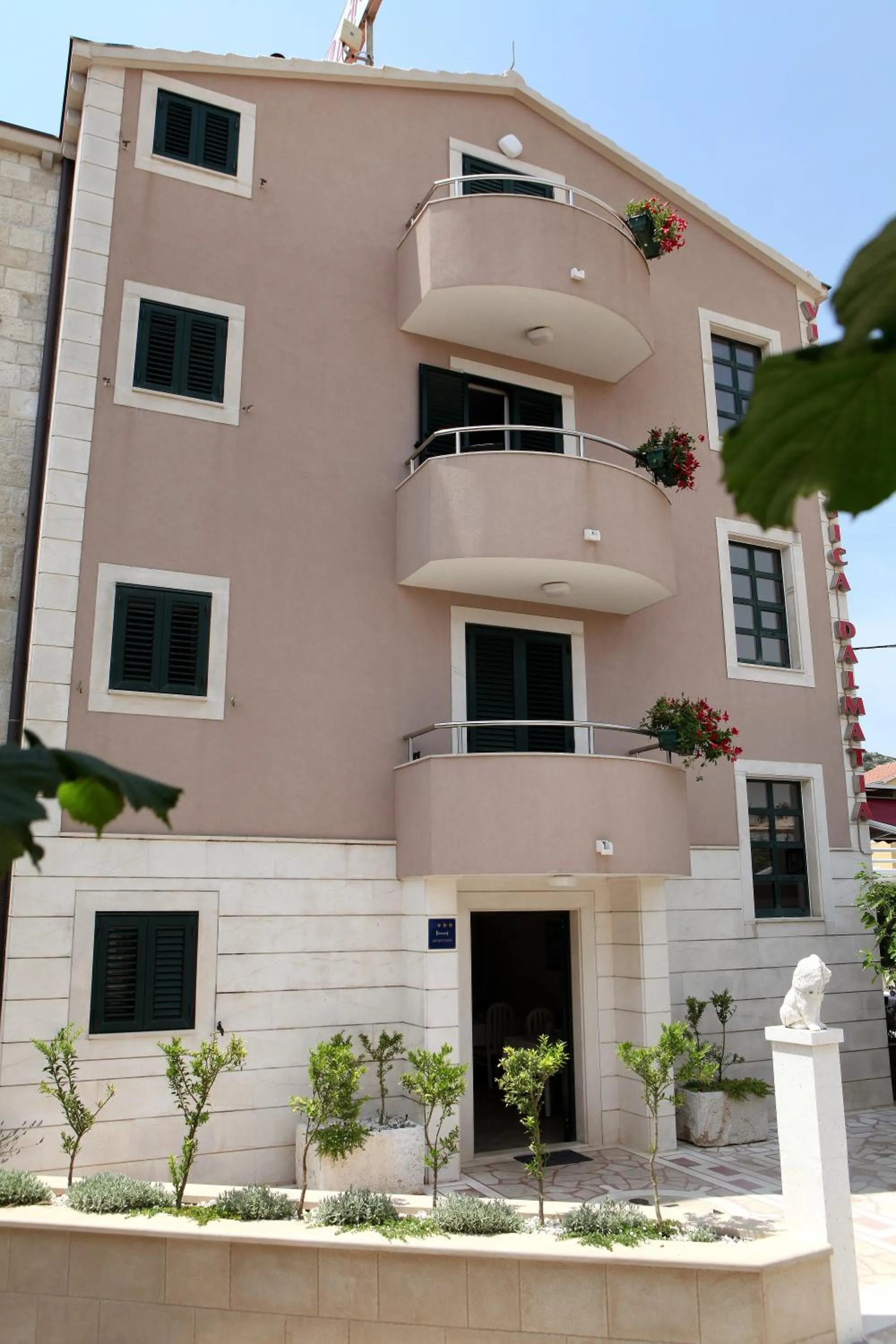 Property building in Villa Rustica Dalmatia