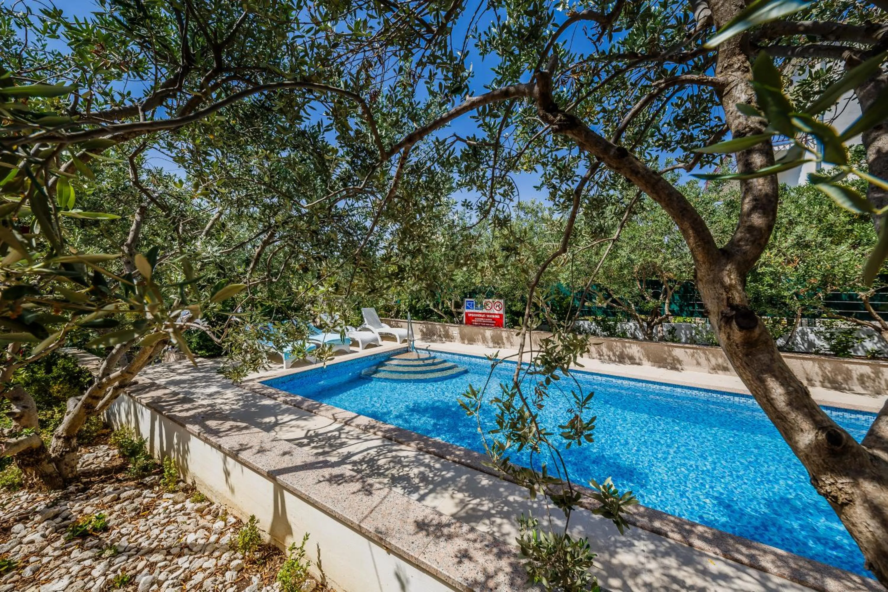 Swimming pool in Villa Rustica Dalmatia