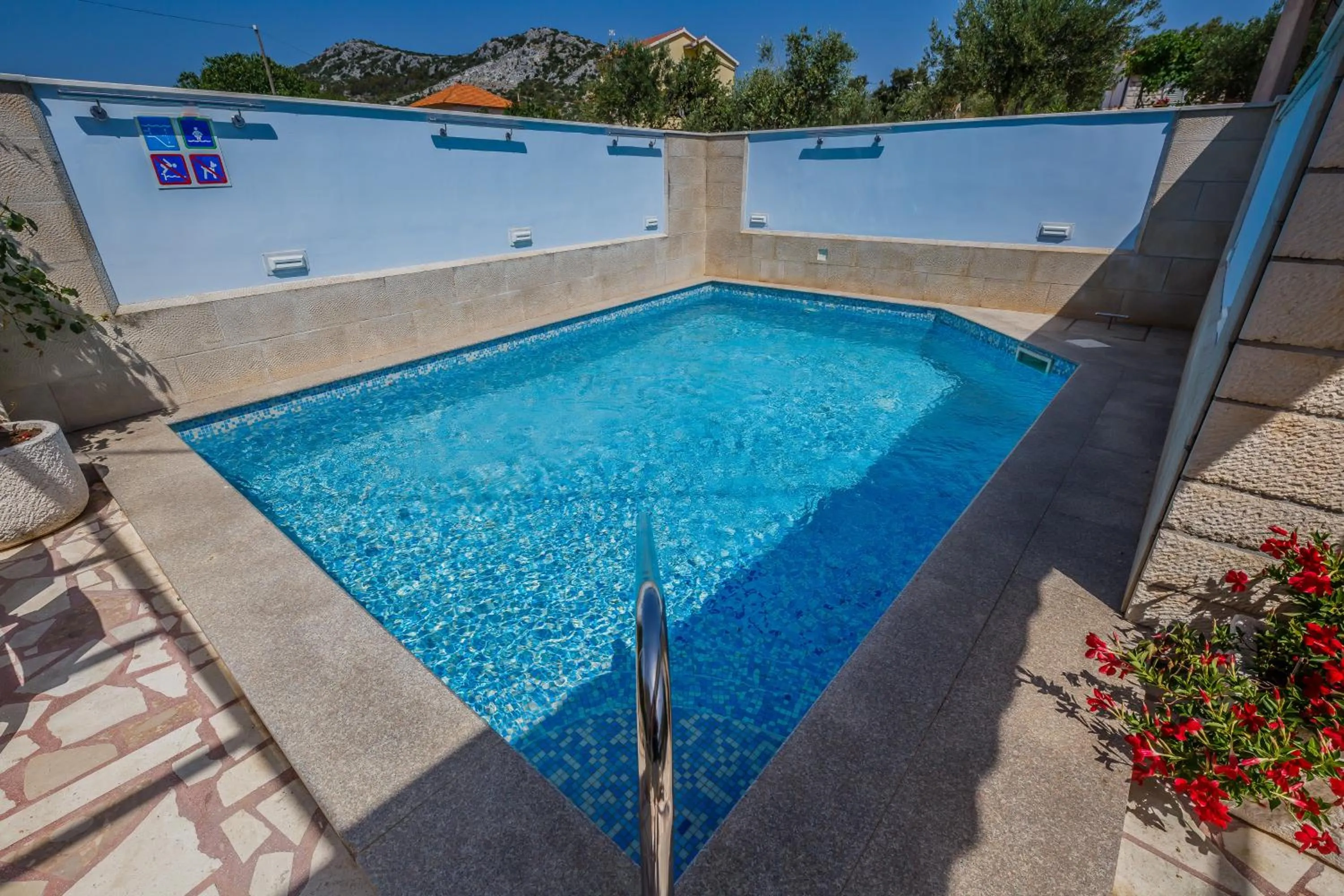 Swimming pool in Villa Rustica Dalmatia