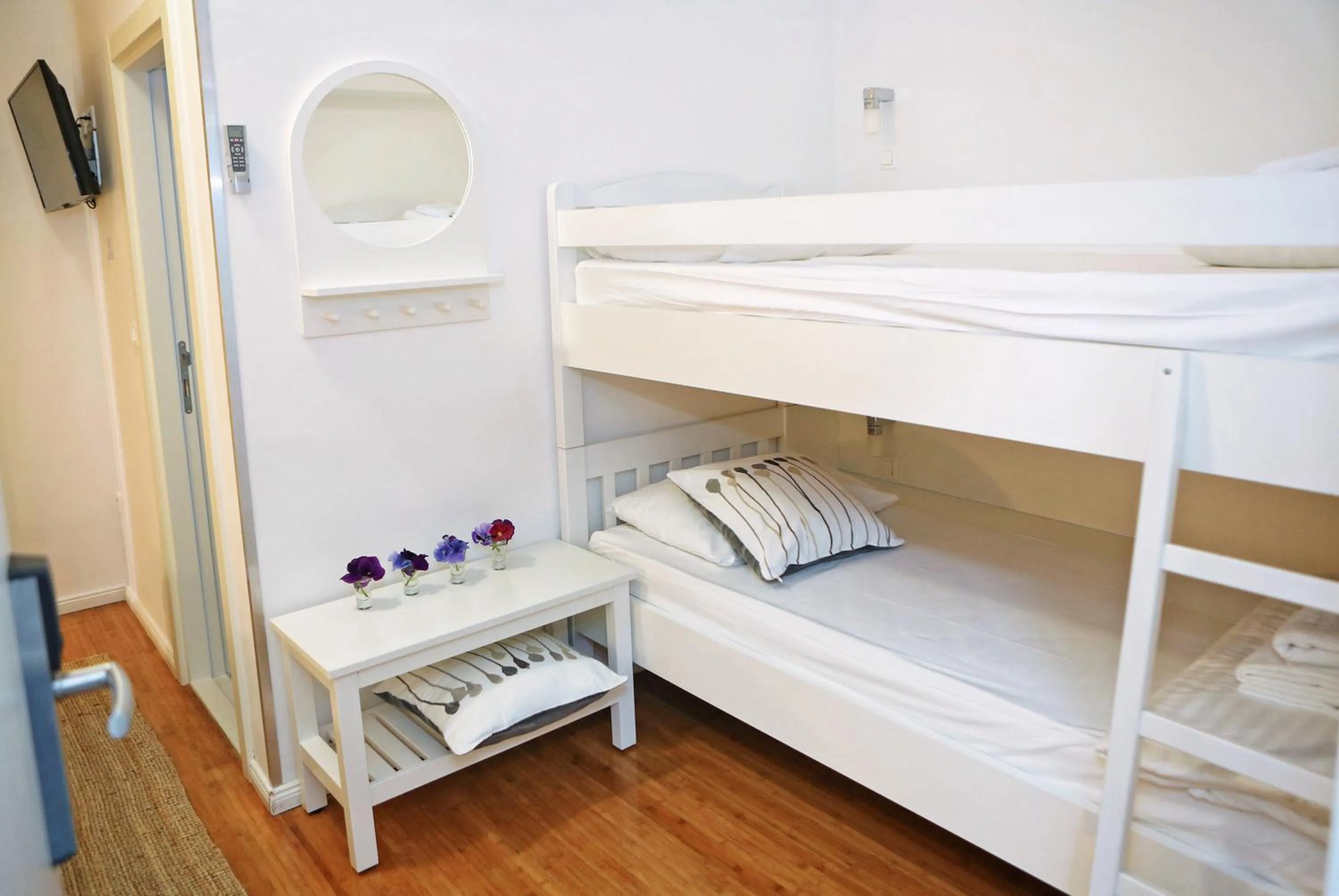 bunk bed, Bed in Hotel Delfin