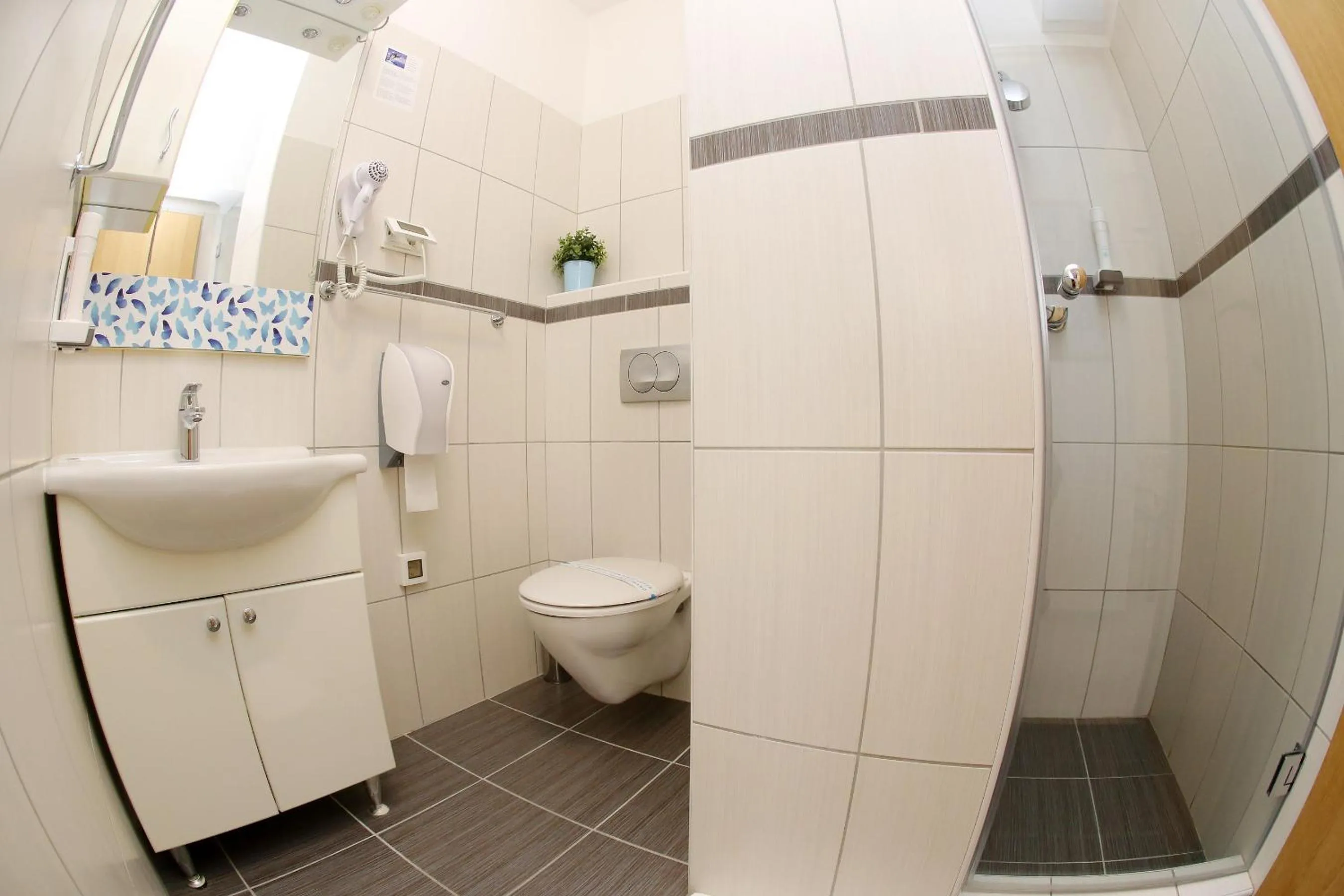 Bathroom in Hotel Delfin