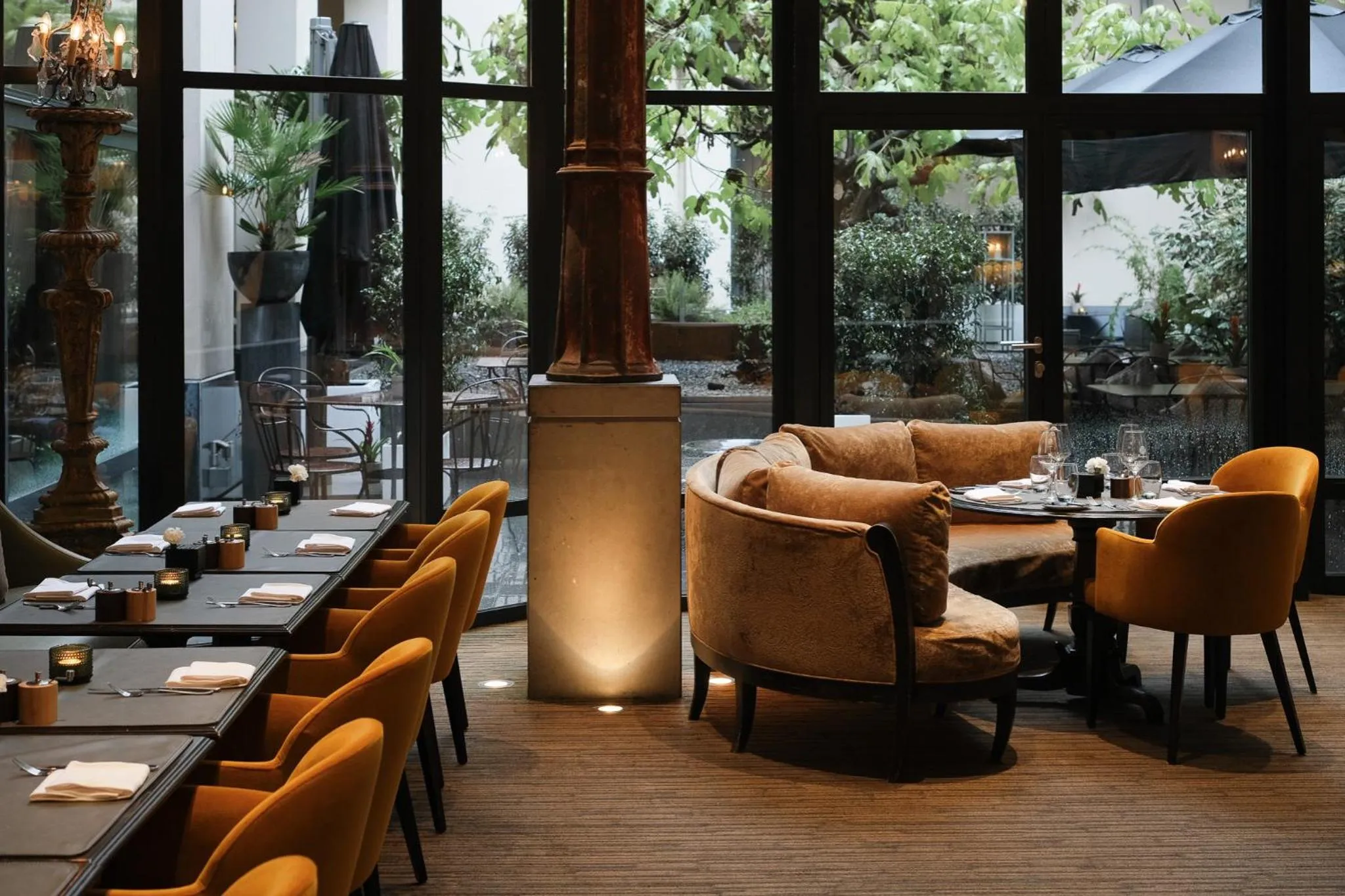 Restaurant/places to eat in The Dominican, Brussels, a Member of Design Hotels