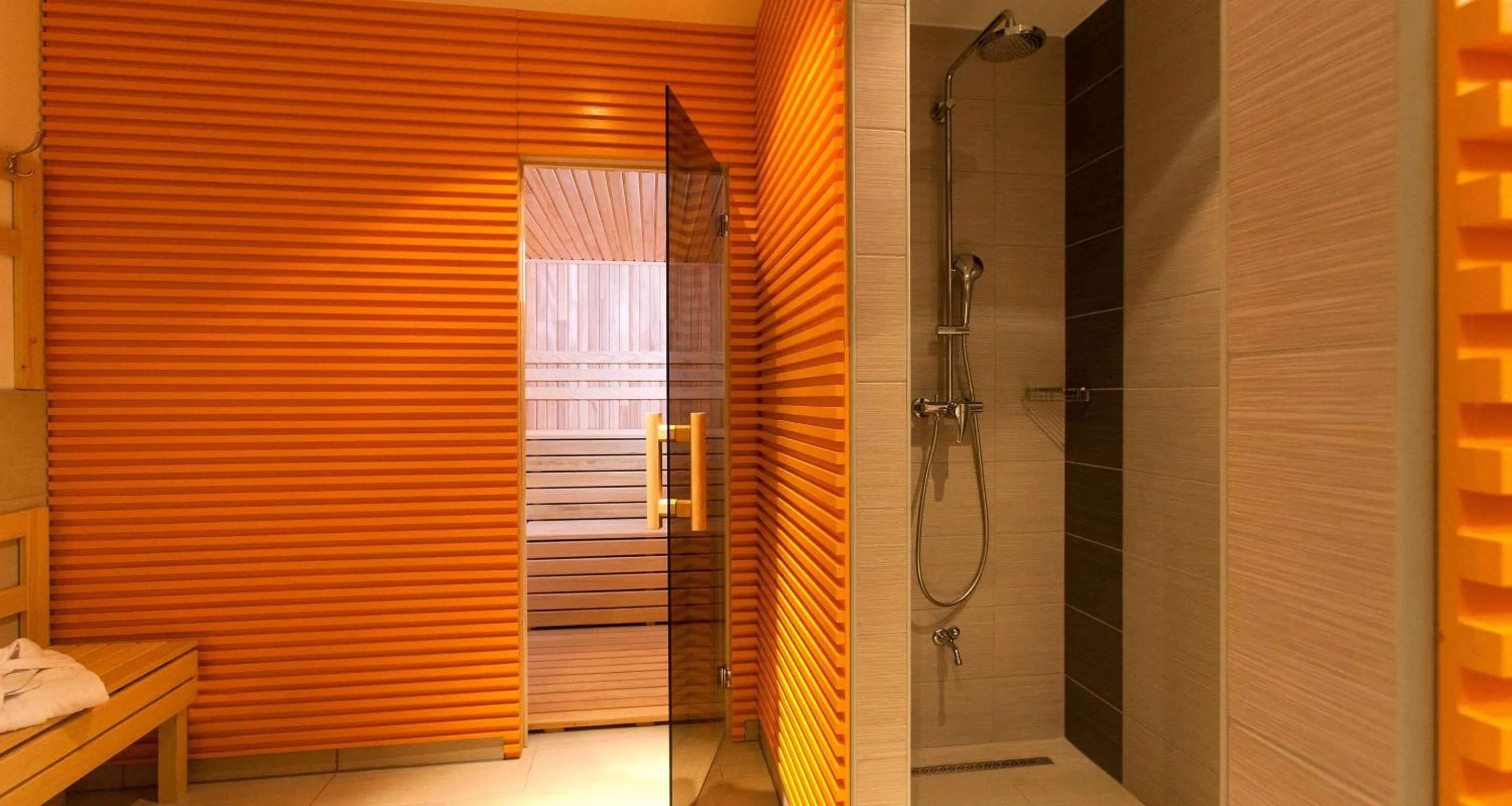 Spa and wellness centre/facilities in Best Western Airport Hotel Stella