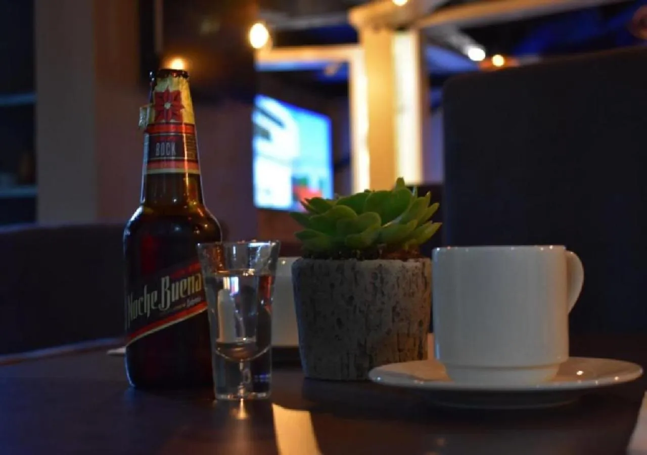 Drinks in ESDUMA HK HOTEL Pachuca