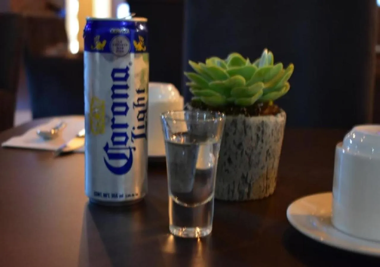 Alcoholic drinks in ESDUMA HK HOTEL Pachuca