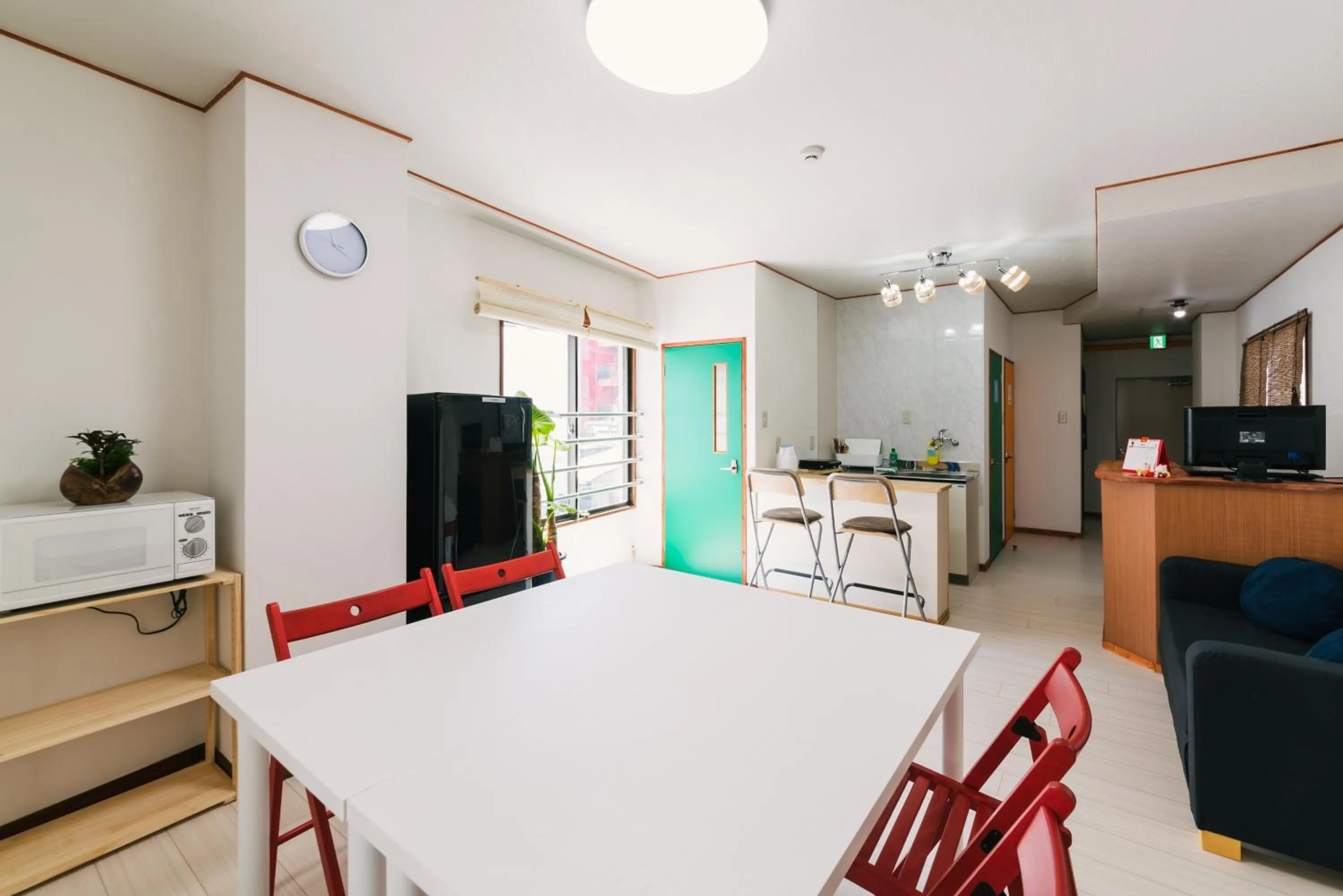 Area and facilities in Yasuragi Nakasu