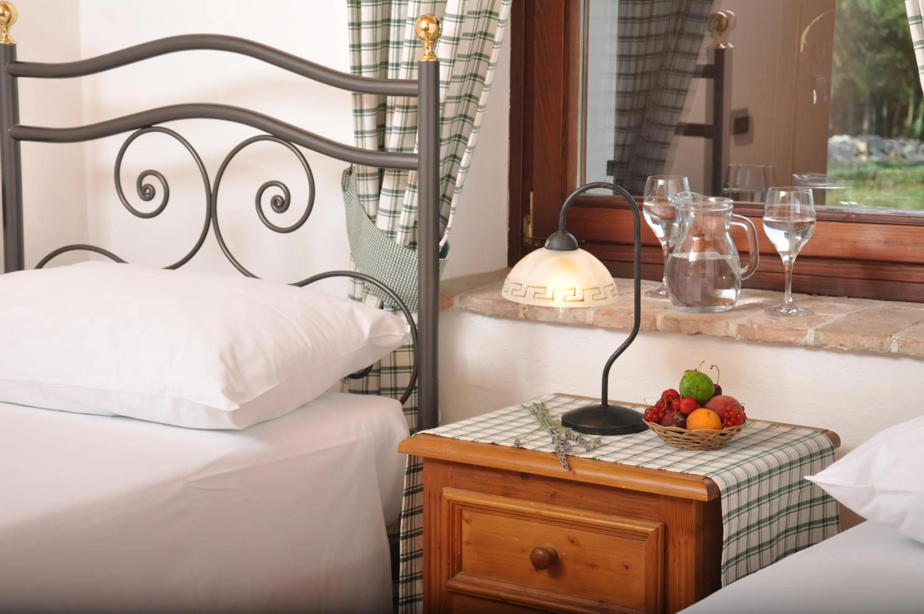 Decorative detail, Bed in Casa Romantica La Parenzana