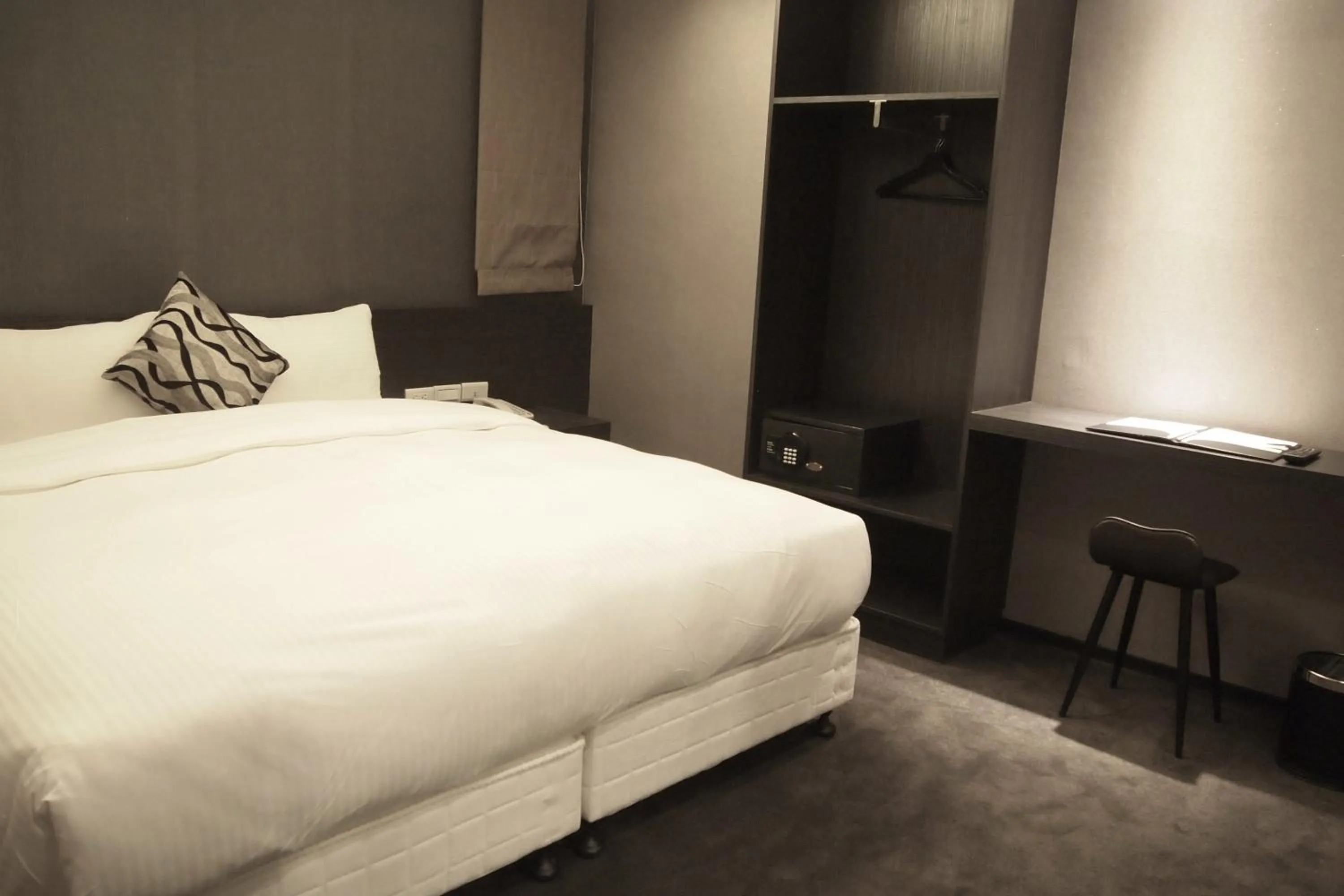 Bedroom, Bed in Fairytale Yi Su Hotspring Hotel