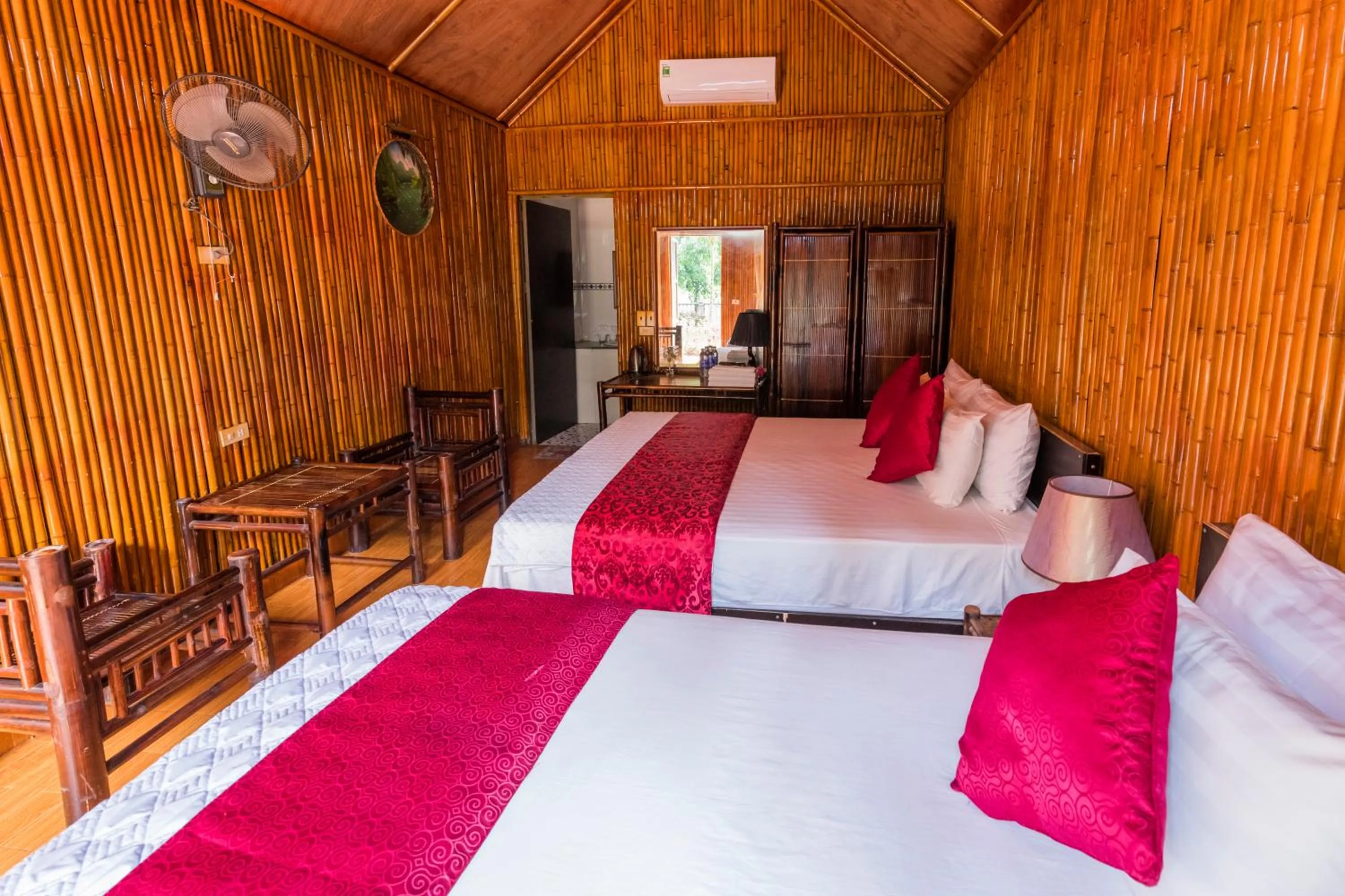 Bedroom, Bed in Tam Coc Bungalow