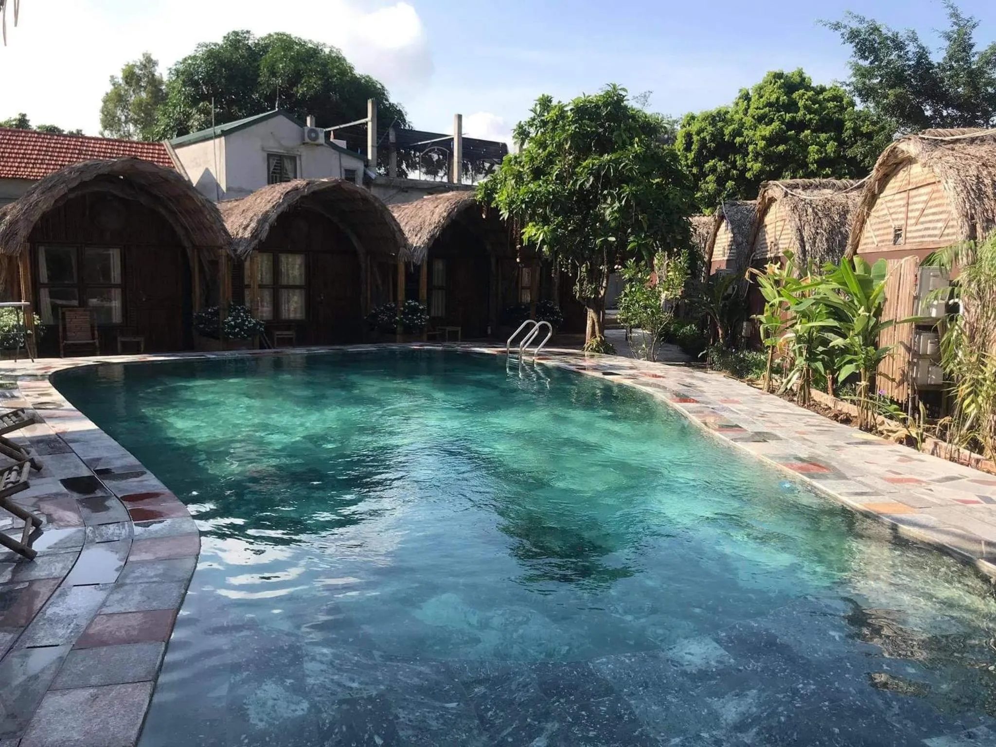 Pool view in Tam Coc Bungalow