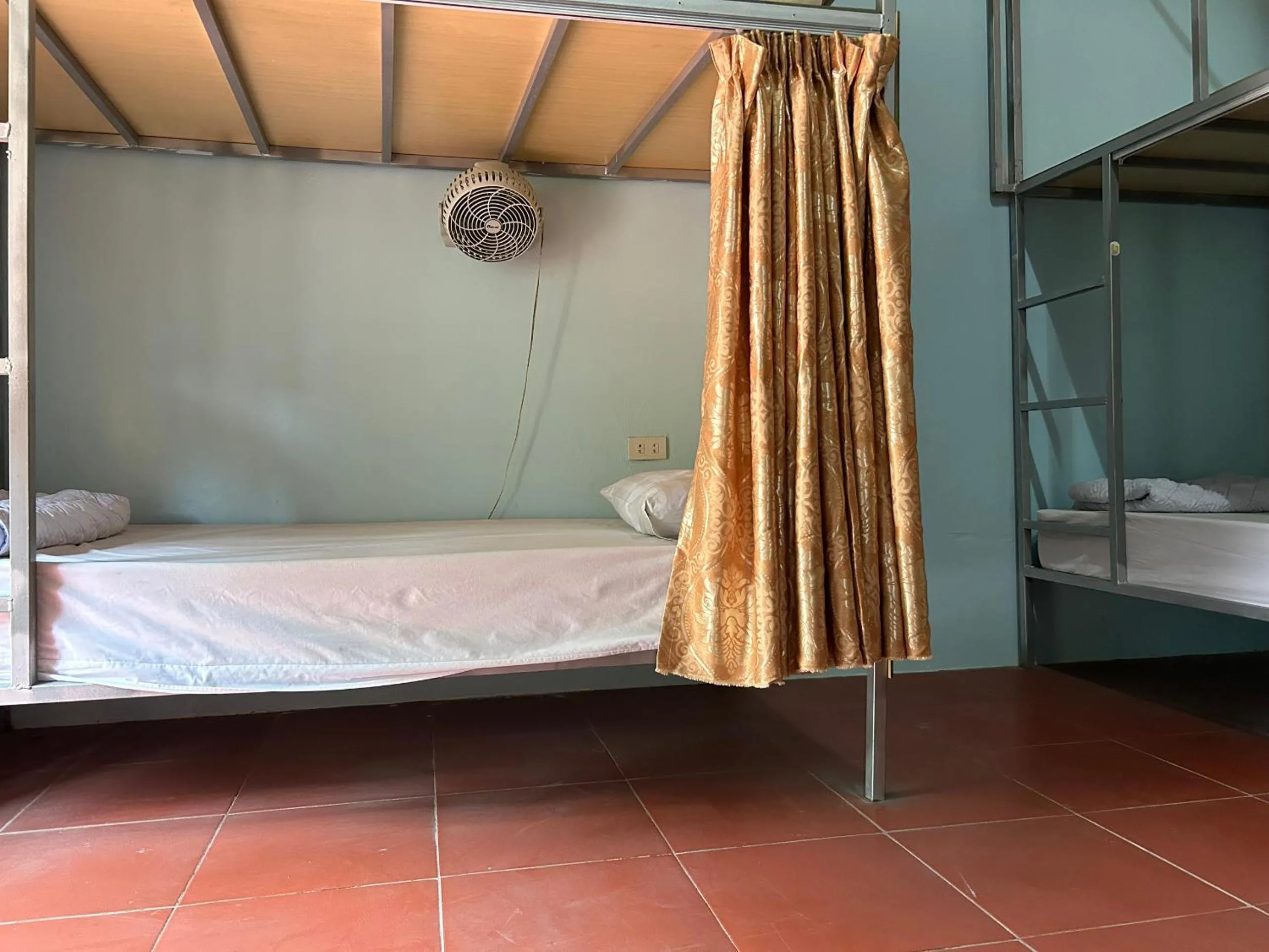 bunk bed, Bed in Tam Coc Bungalow