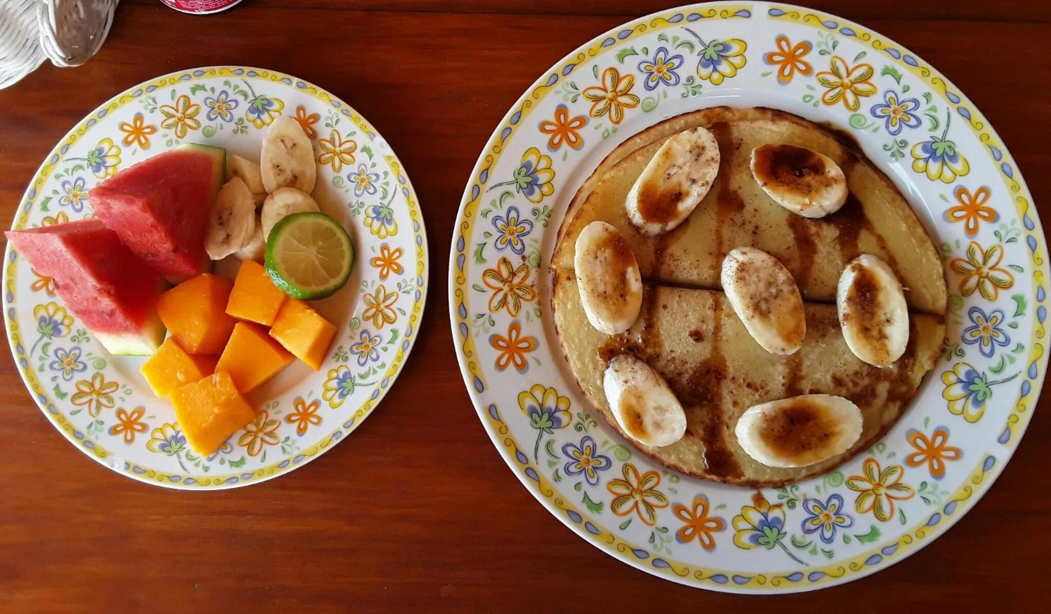 Breakfast in Nini's Beach Bungalows