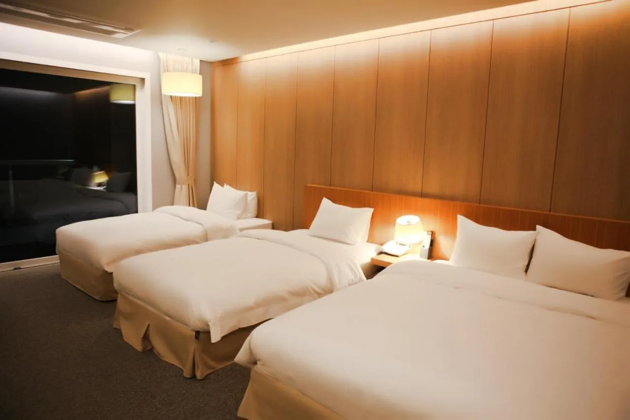 Bed in Incheon Stay Hotel
