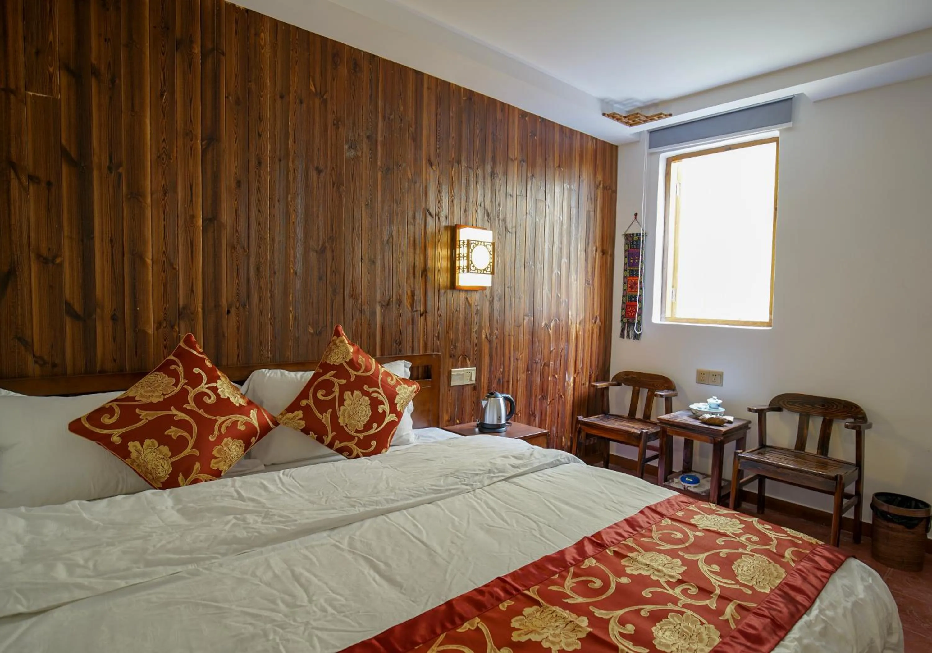 Photo of the whole room, Bed in Chaozhou Hello Inn
