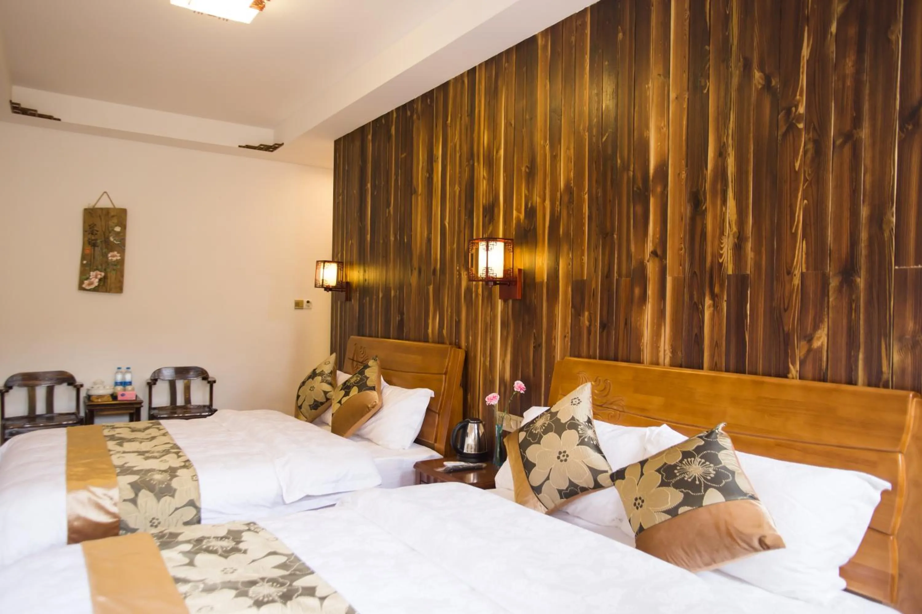 Photo of the whole room, Bed in Chaozhou Hello Inn